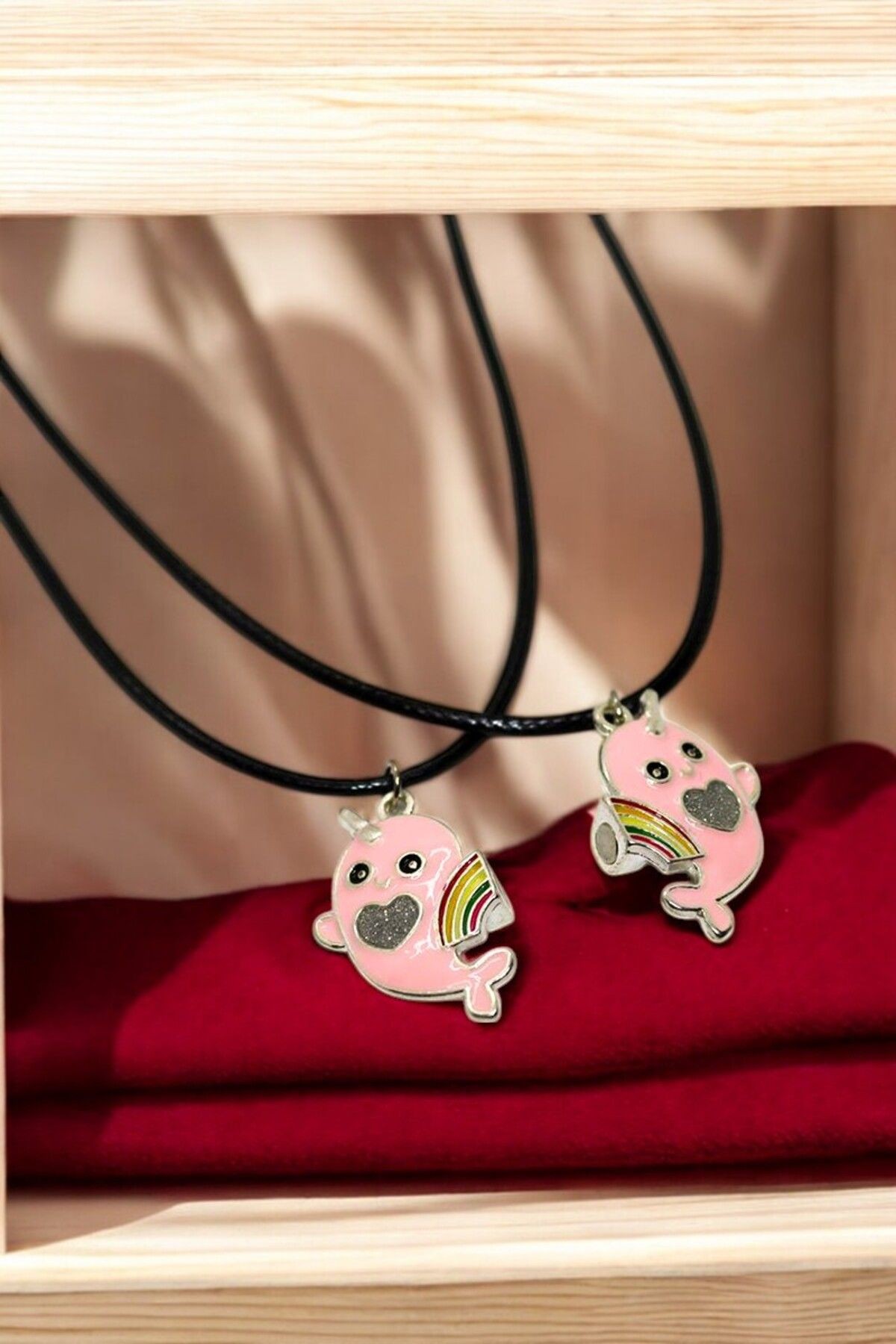 Mıknatıslı Gökkuşaklı Kalp Hello Kity Kuromi Unicorn Tasarımlı Mıknatıslı Çocuk Arkadaş Kolyesi