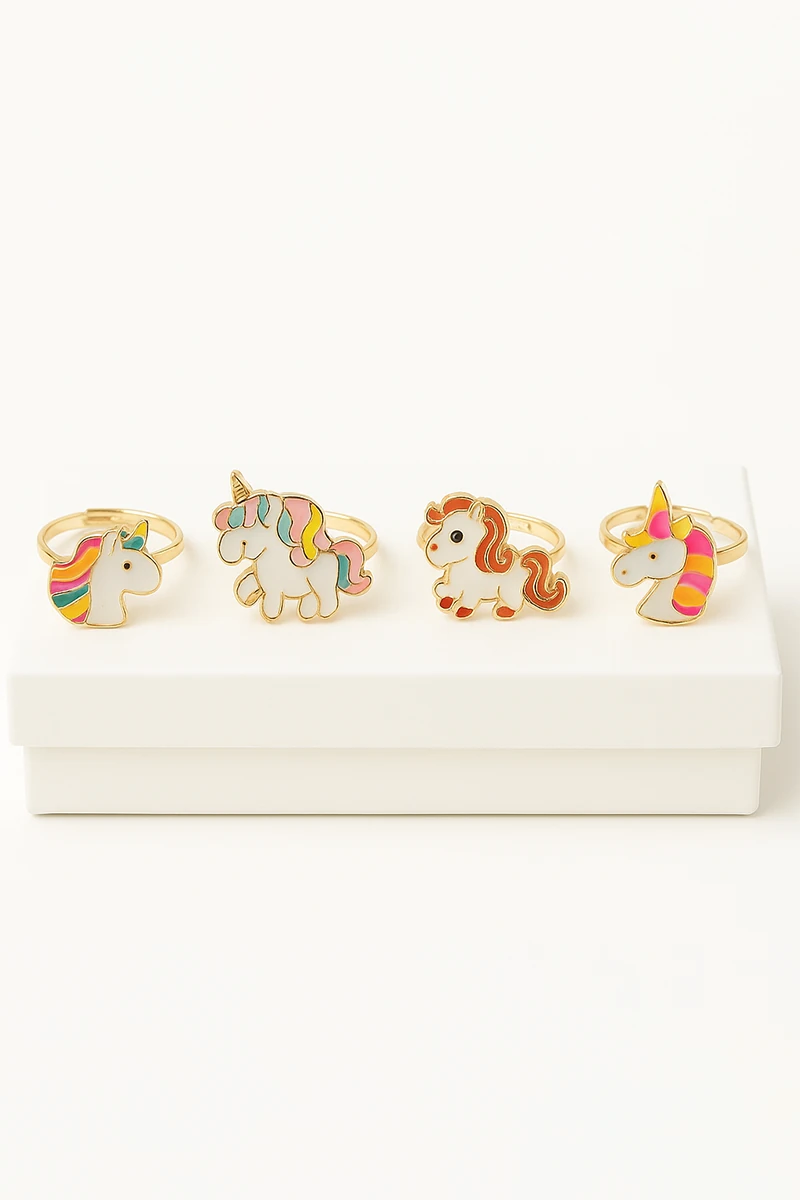 Ayarlanabilir 4 Adet Yıldız Gökkuşağı Kiraz Çilek Unicorn Kalp Çocuk Yüzükleri