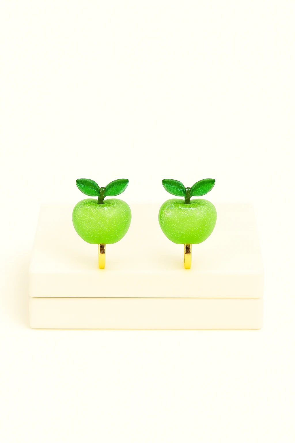 Çocuklar İçin Renkli Sıkıştırmalı Küpeler Kiraz Çilek Elma Tasarımlı