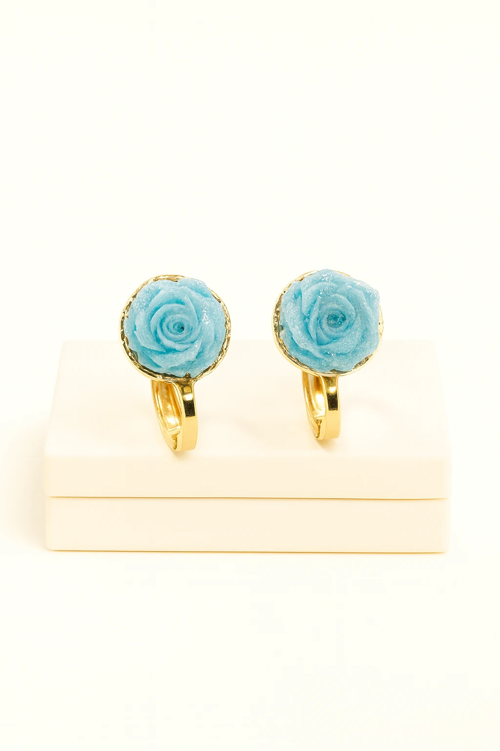 Gül Tasarımlı Çocuklar İçin Renkli Sıkıştırmalı Küpeler