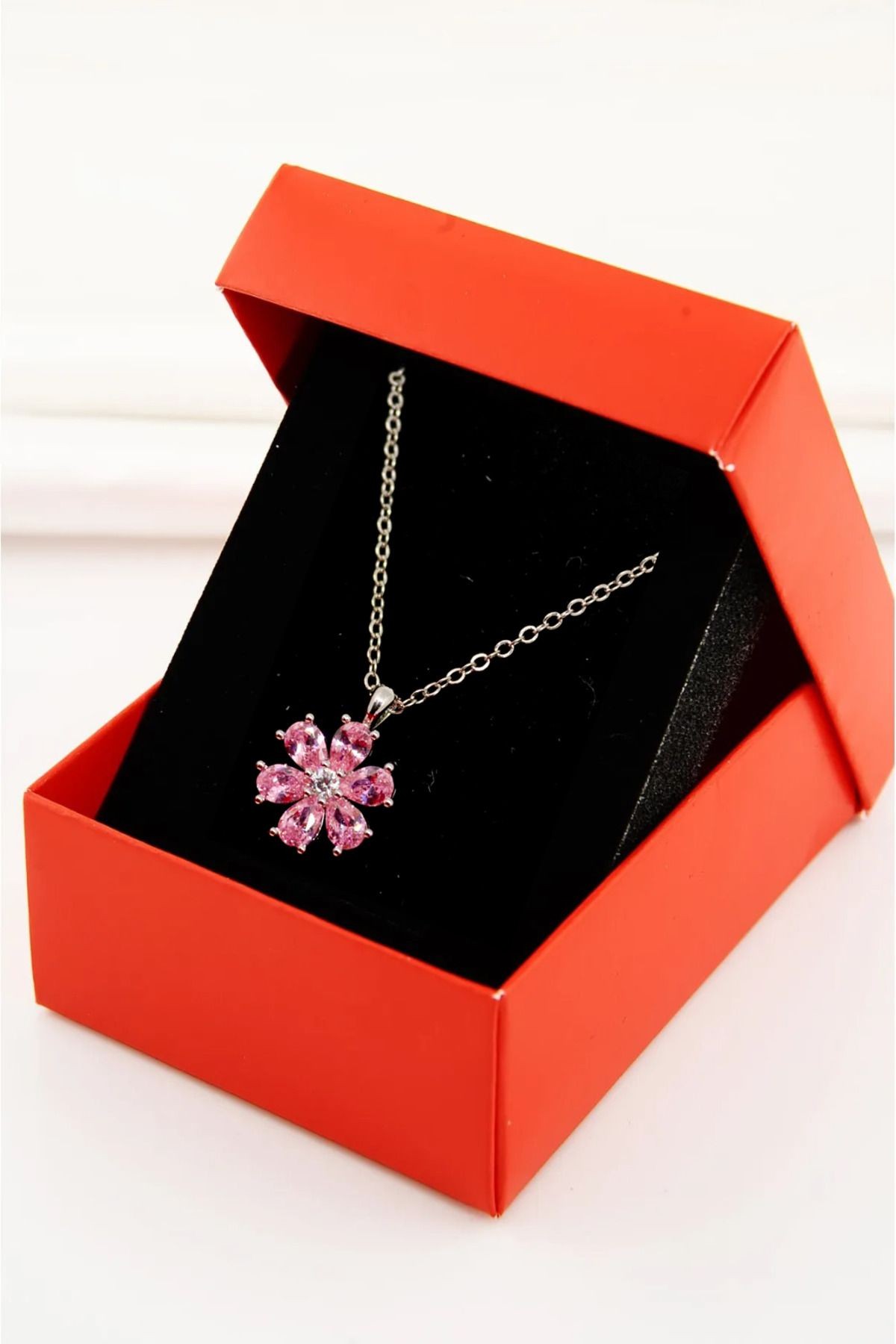 gümüş-pembe