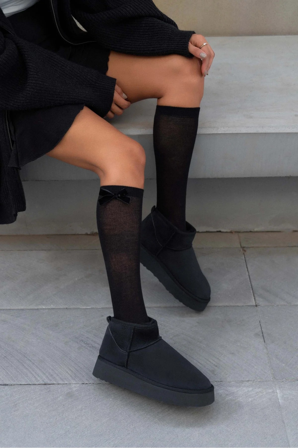 Ugg Yüksek Mini Logolu Classic İçi Kürklü Süet Bot