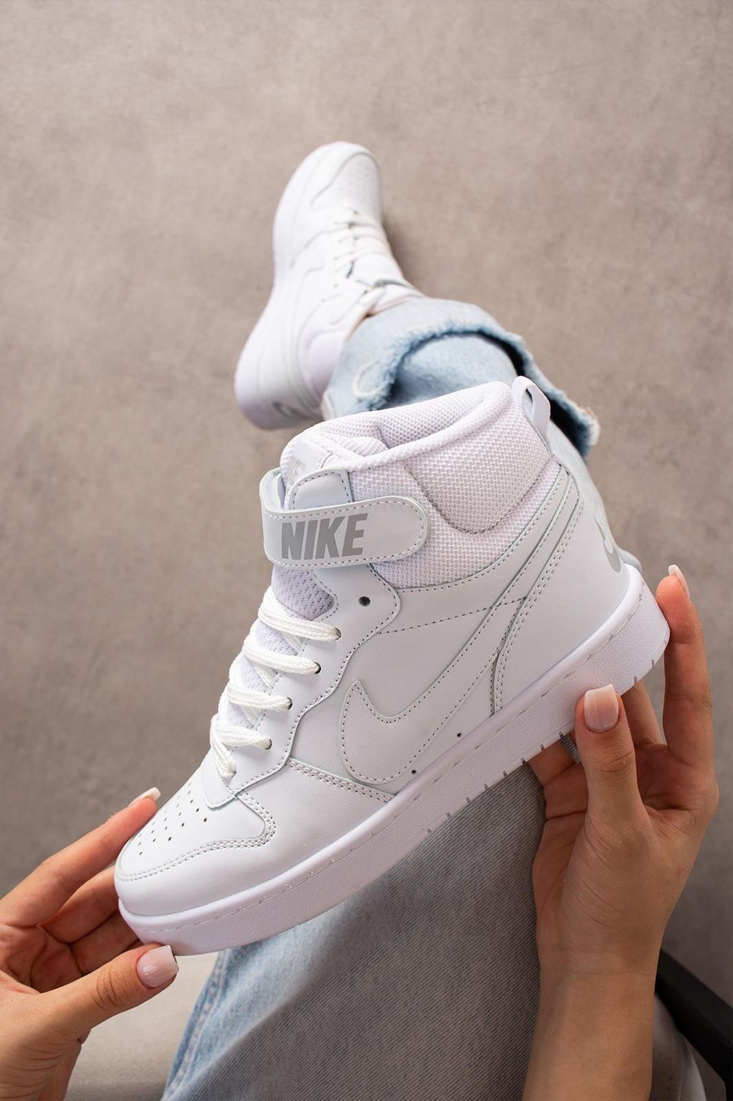 Jordan Sneakers