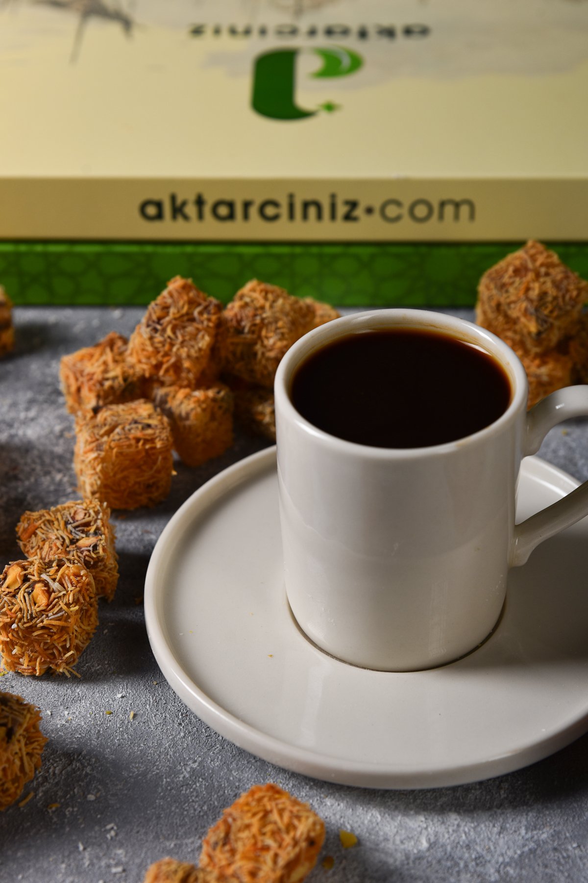 Kadayıflı Çifte Kavrulmuş Antep Fıstıklı Lokum 500 gr