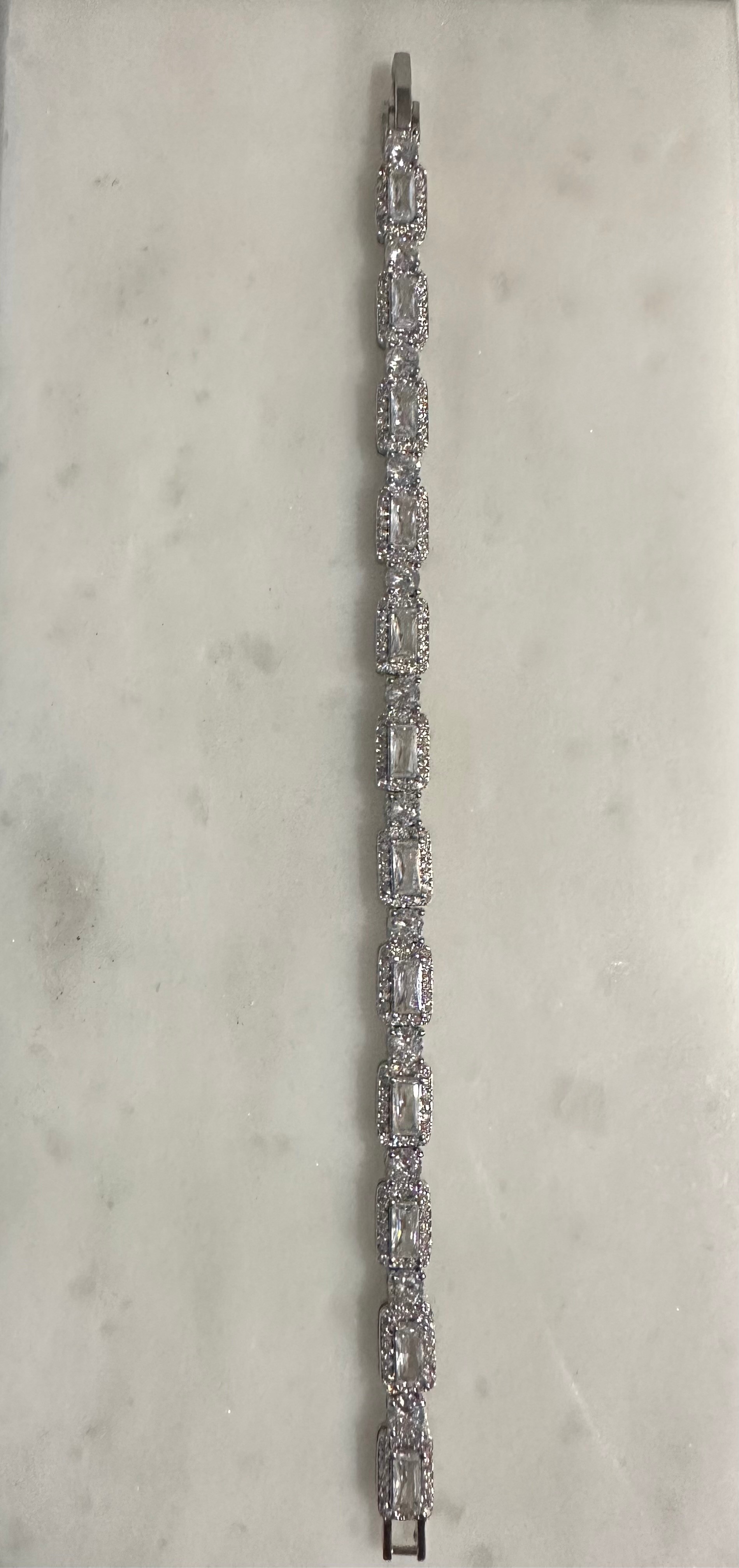 Vip gömme kristal taşlı bileklik