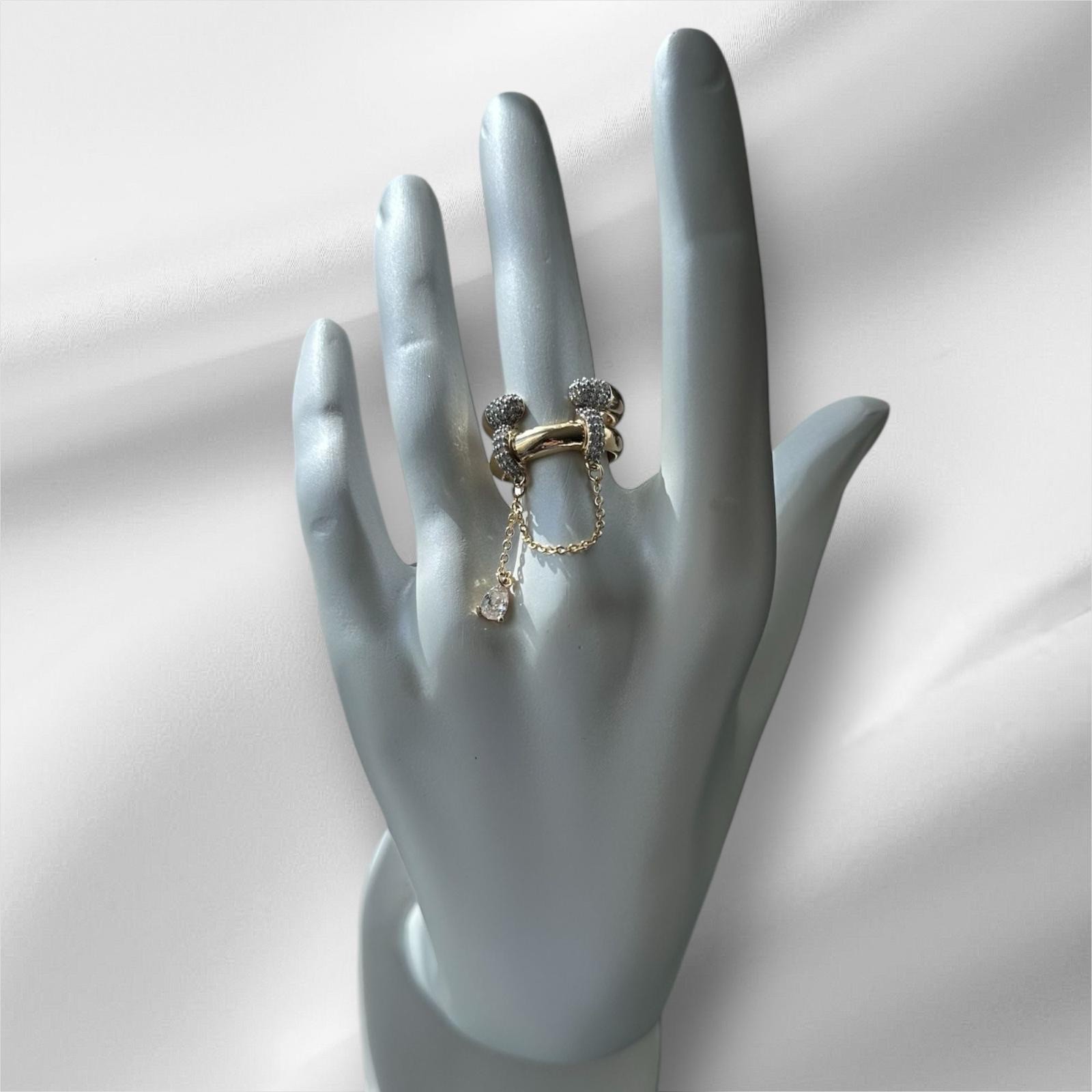 Amaris rings