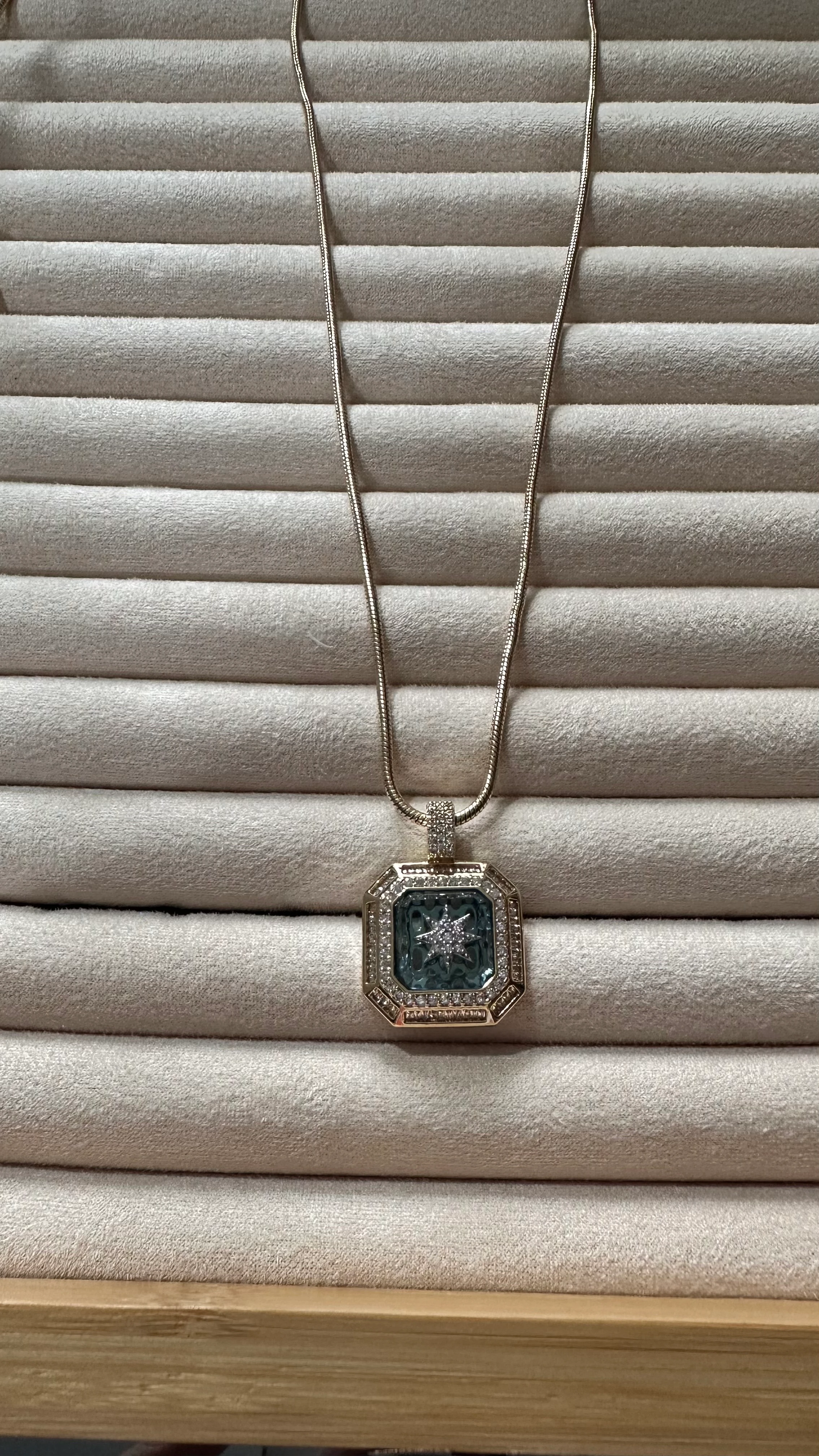 mavi zirkon taşlı yıldız kolye