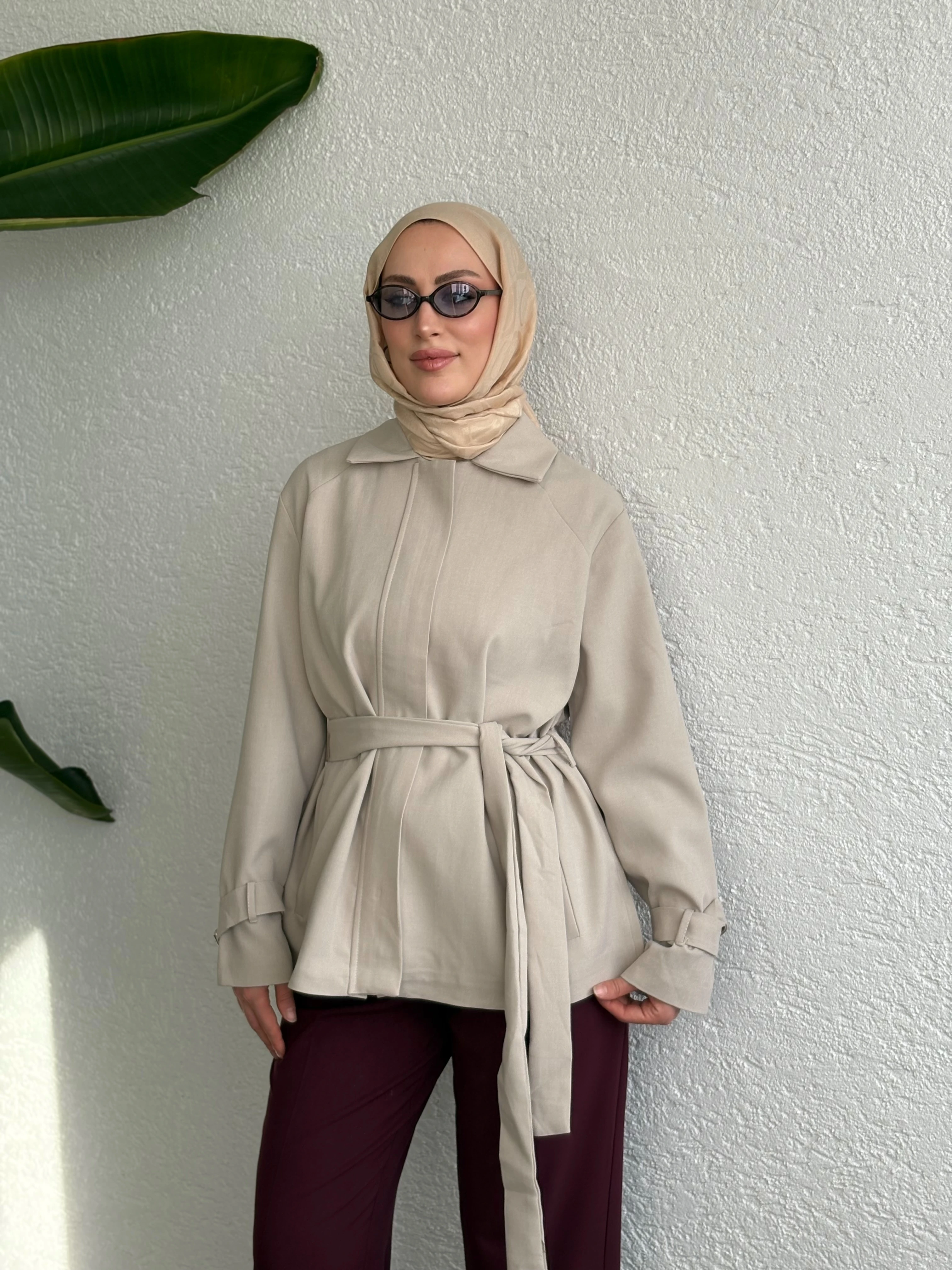 Oversize Kemer Detaylı Trençkot