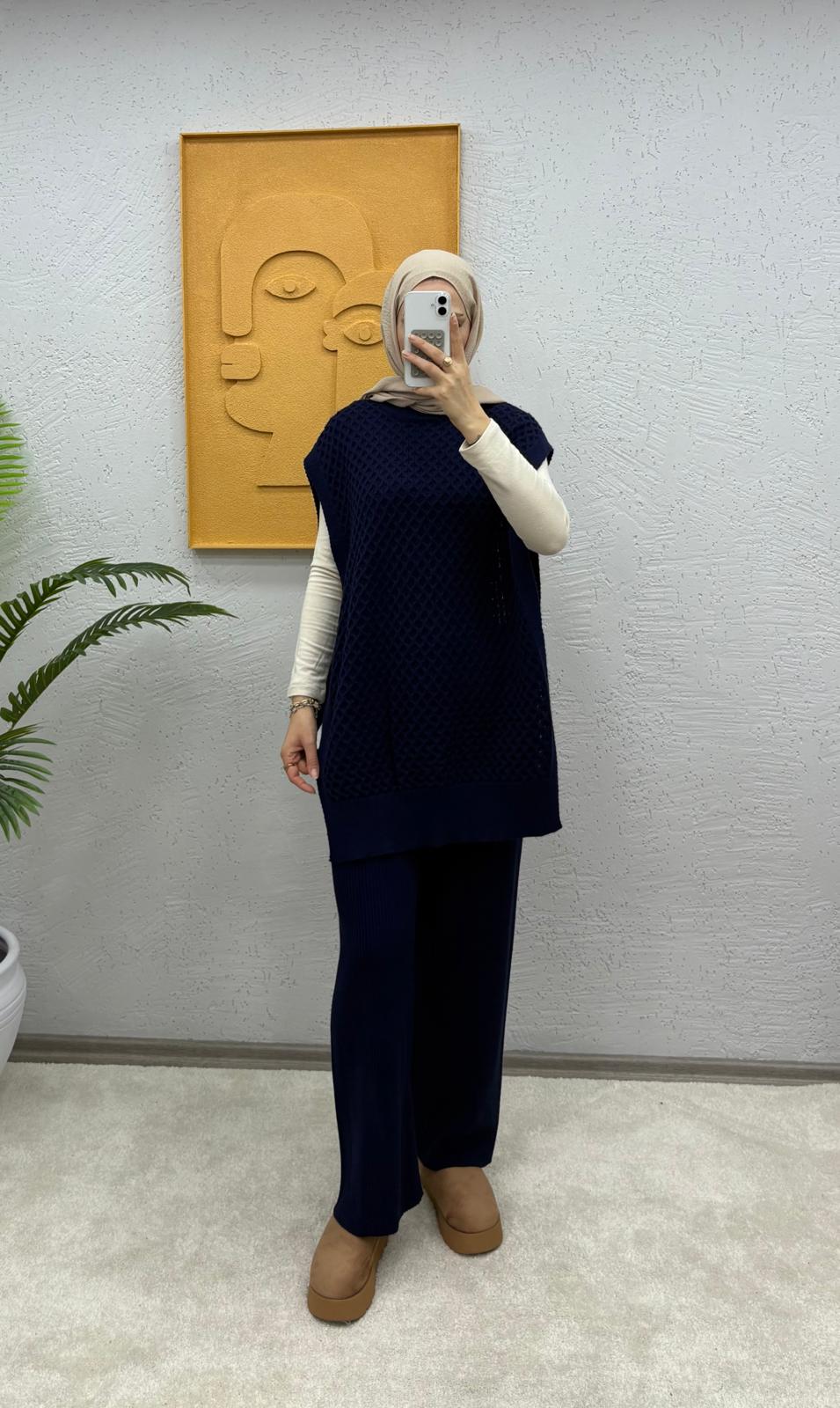 Yelek Etekli Triko Takım