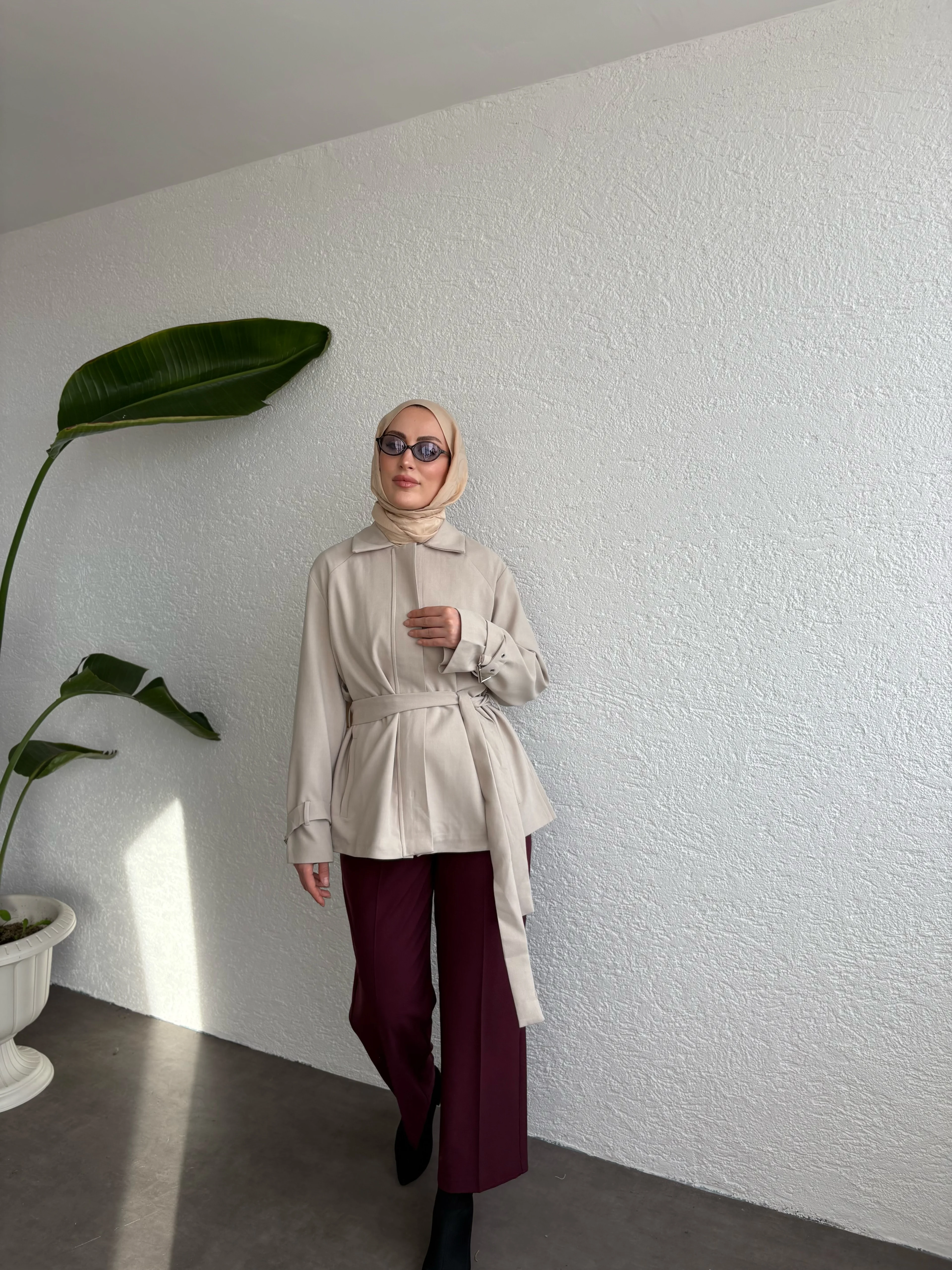 Oversize Kemer Detaylı Trençkot