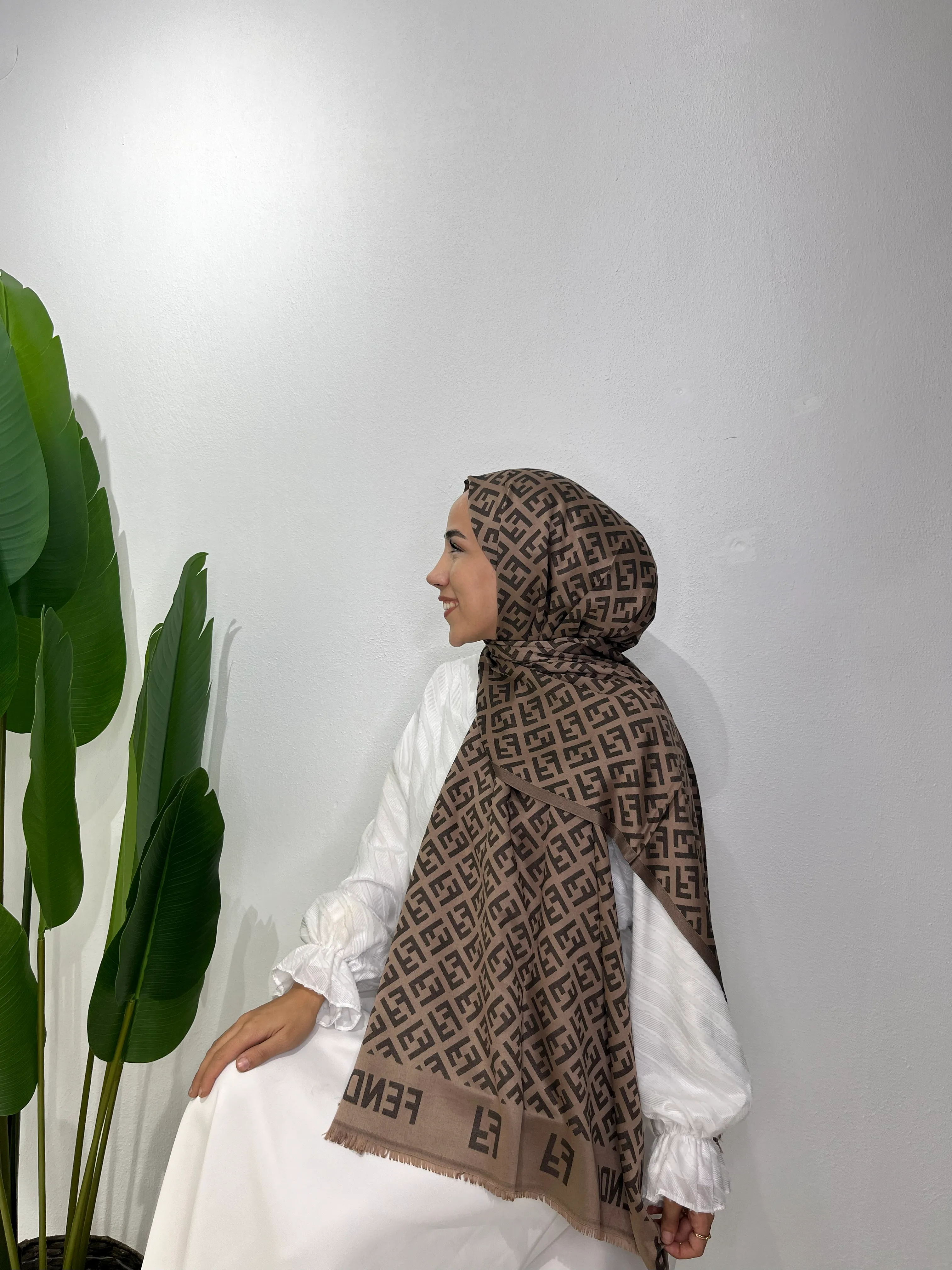 FENDİ KAŞMİR ŞAL 