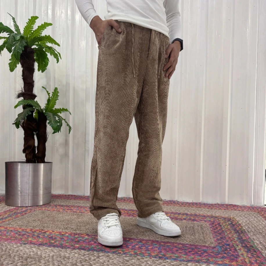 Yumuşak Dokunuş: Relax Fit Fitilli Kadife Pantolon