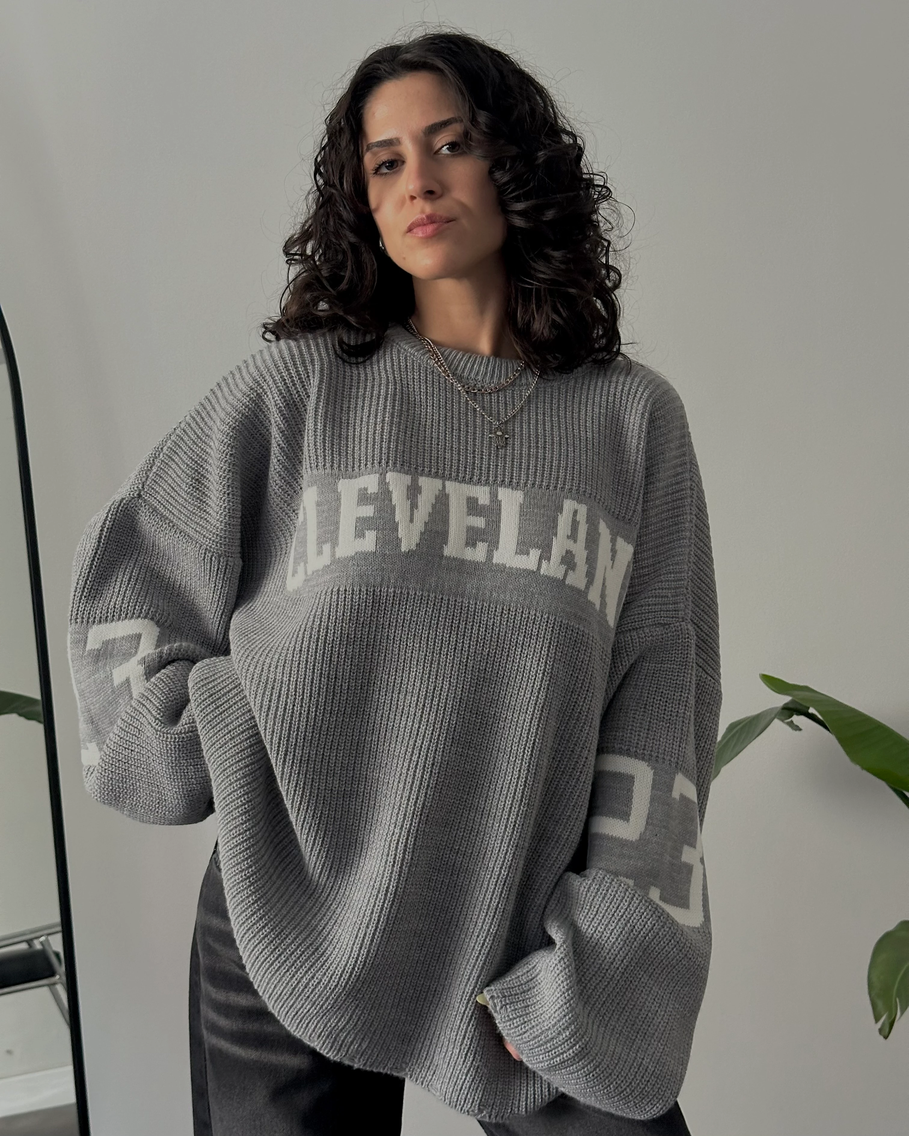 Oversize Cleveland Kolej Triko Kazak