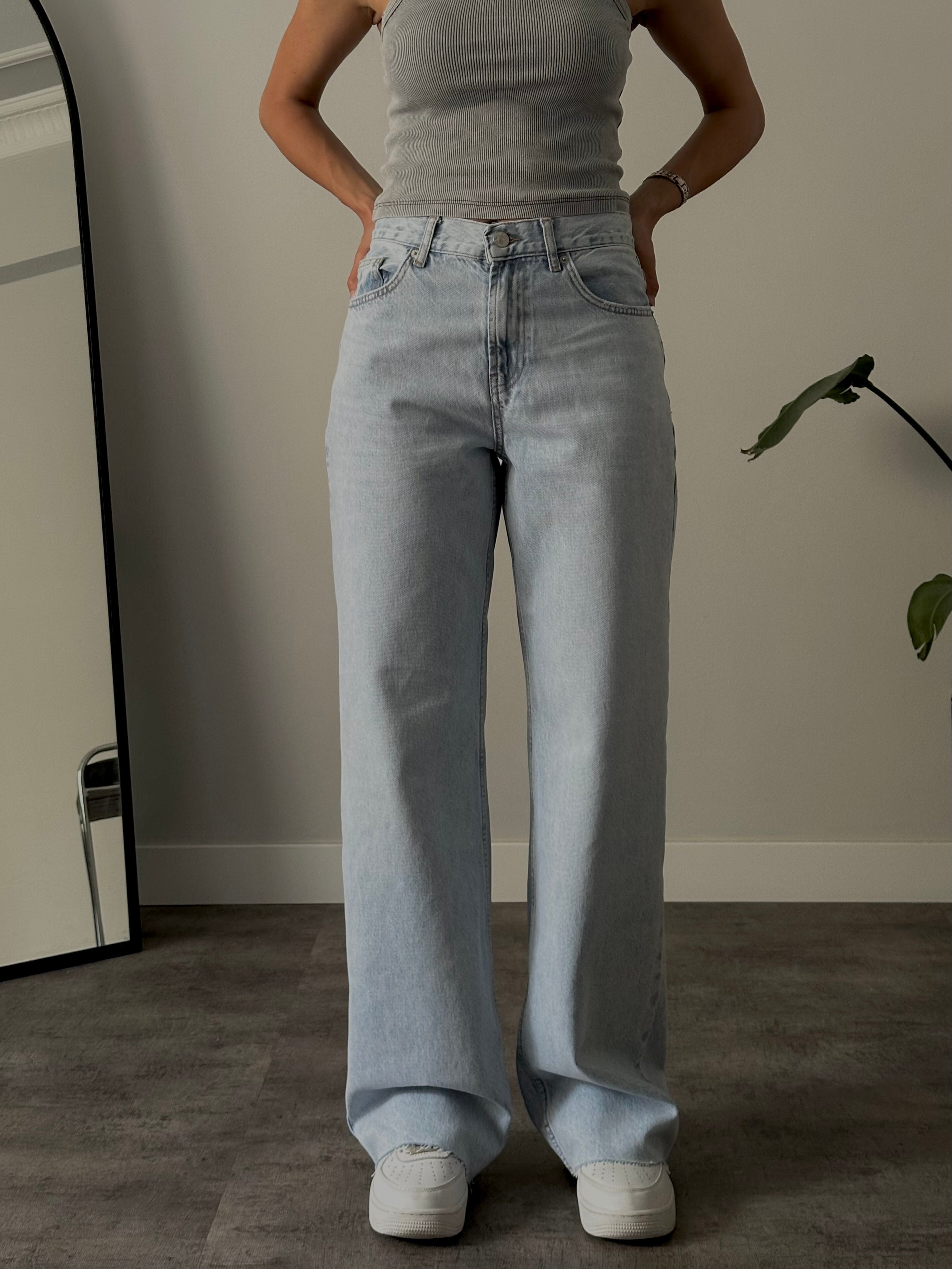 Yüksek Bel Straight Jean - Hafif Yıkamalı Denim