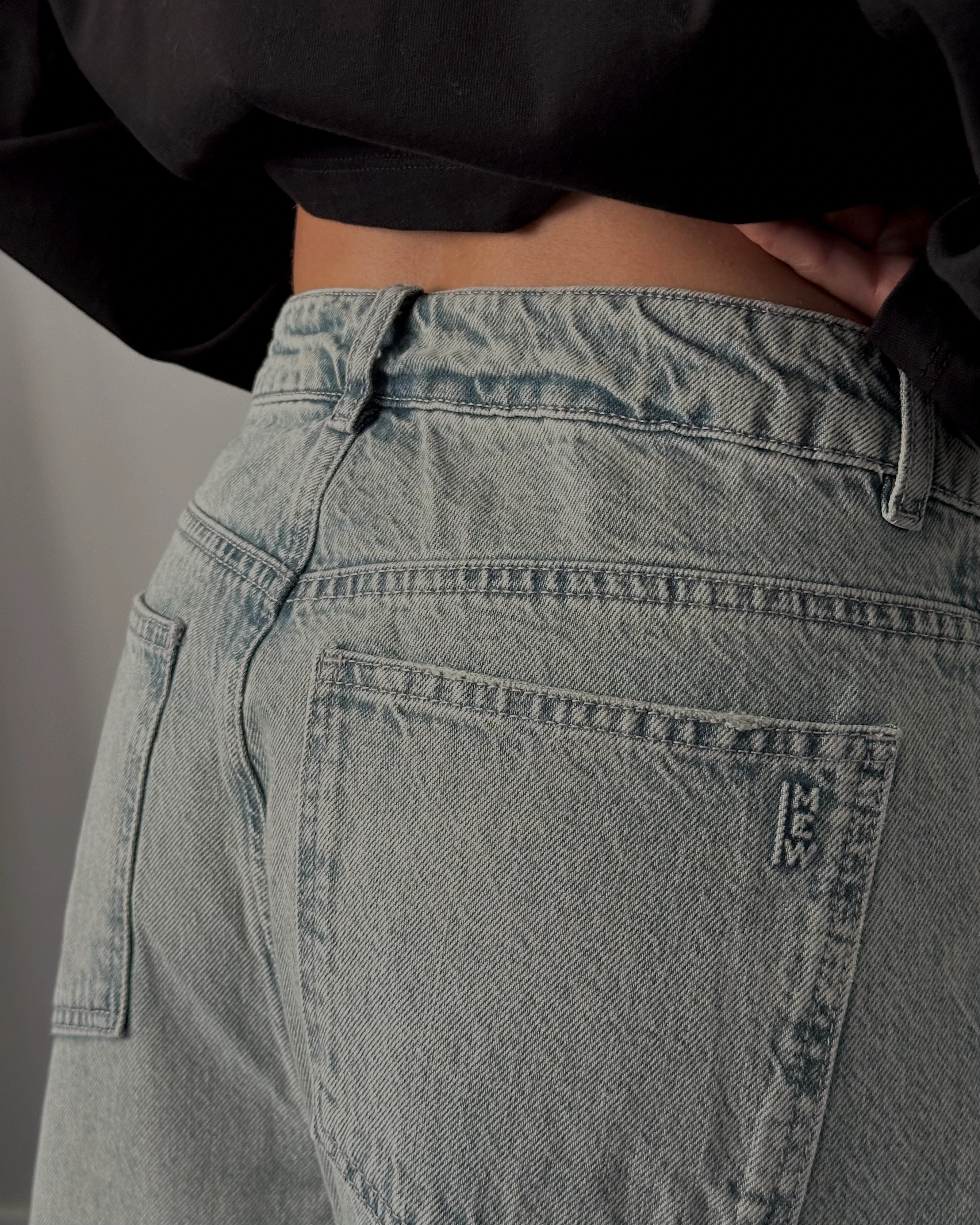 Orta Bel Açık Mavi Yıkamalı Wide Leg Flare Jean