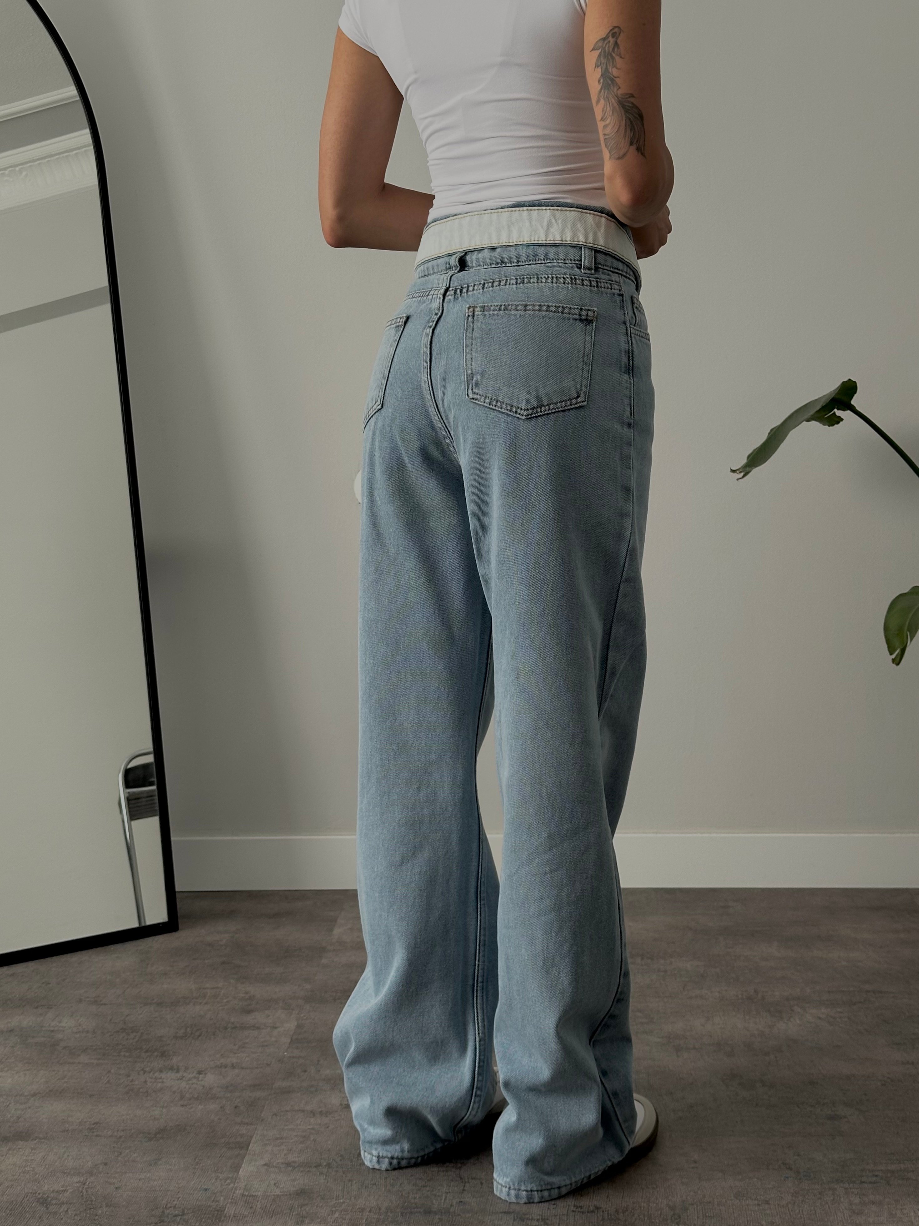 Yüksek Bel Ters Katlamalı Straight Jean