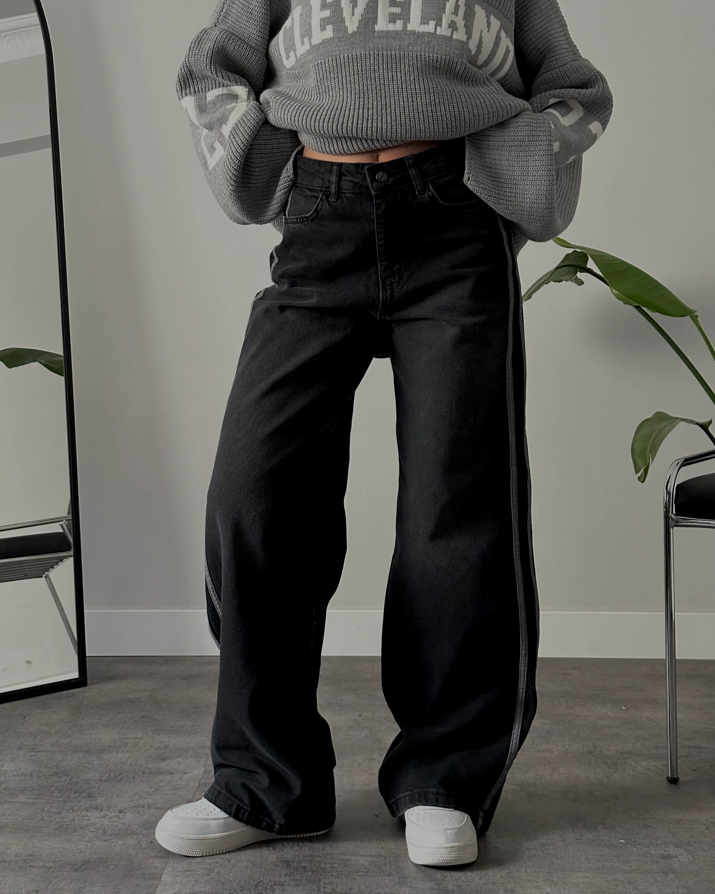 Yüksek Bel Siyah Şerit Detaylı Vintage Baggy Jean