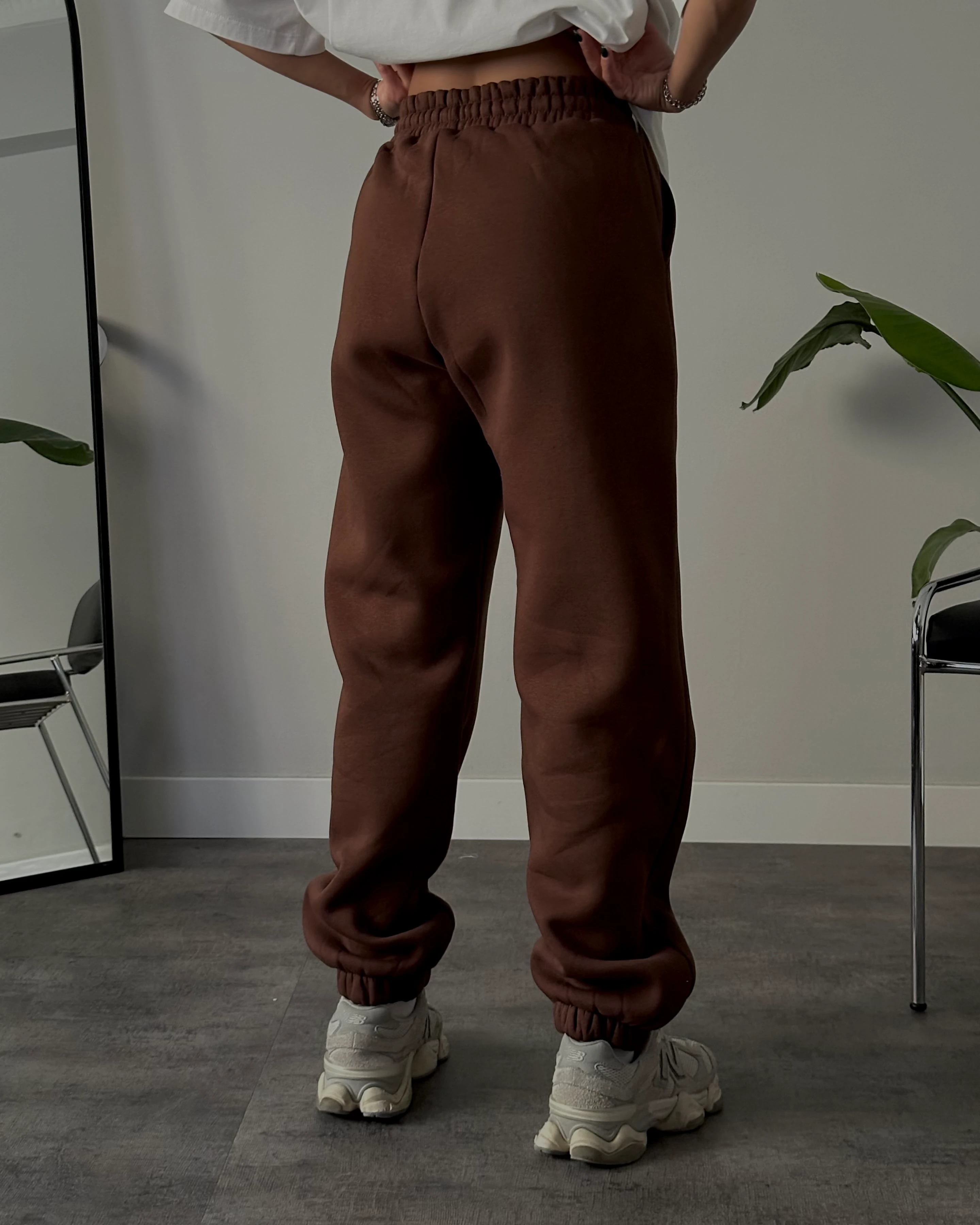 Rahat Kalıp Üç İplik Şardonlu Jogger Eşofman - Kahverengi