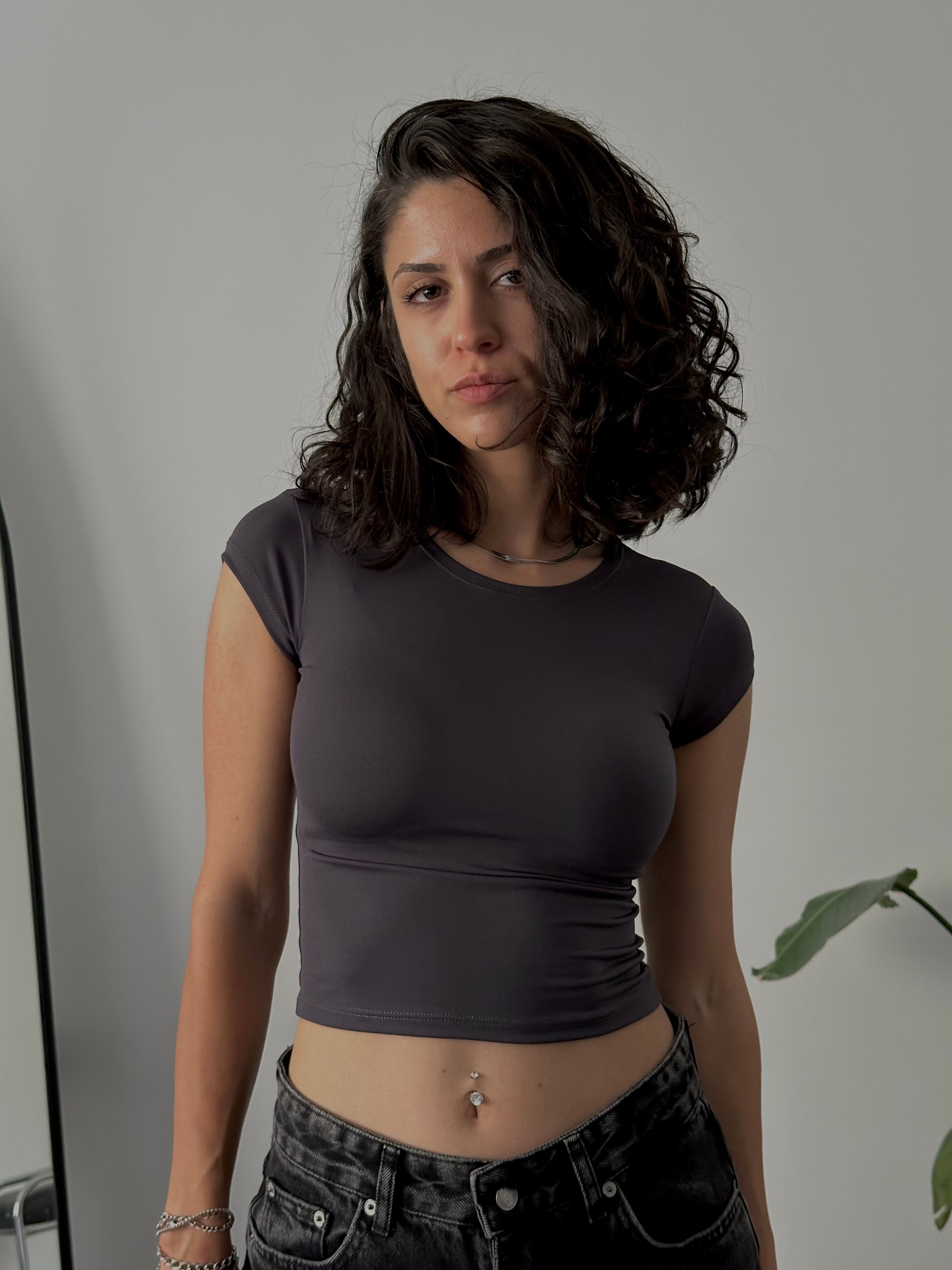Slim Fit Basic Kısa Kollu Crop  - Antrasit