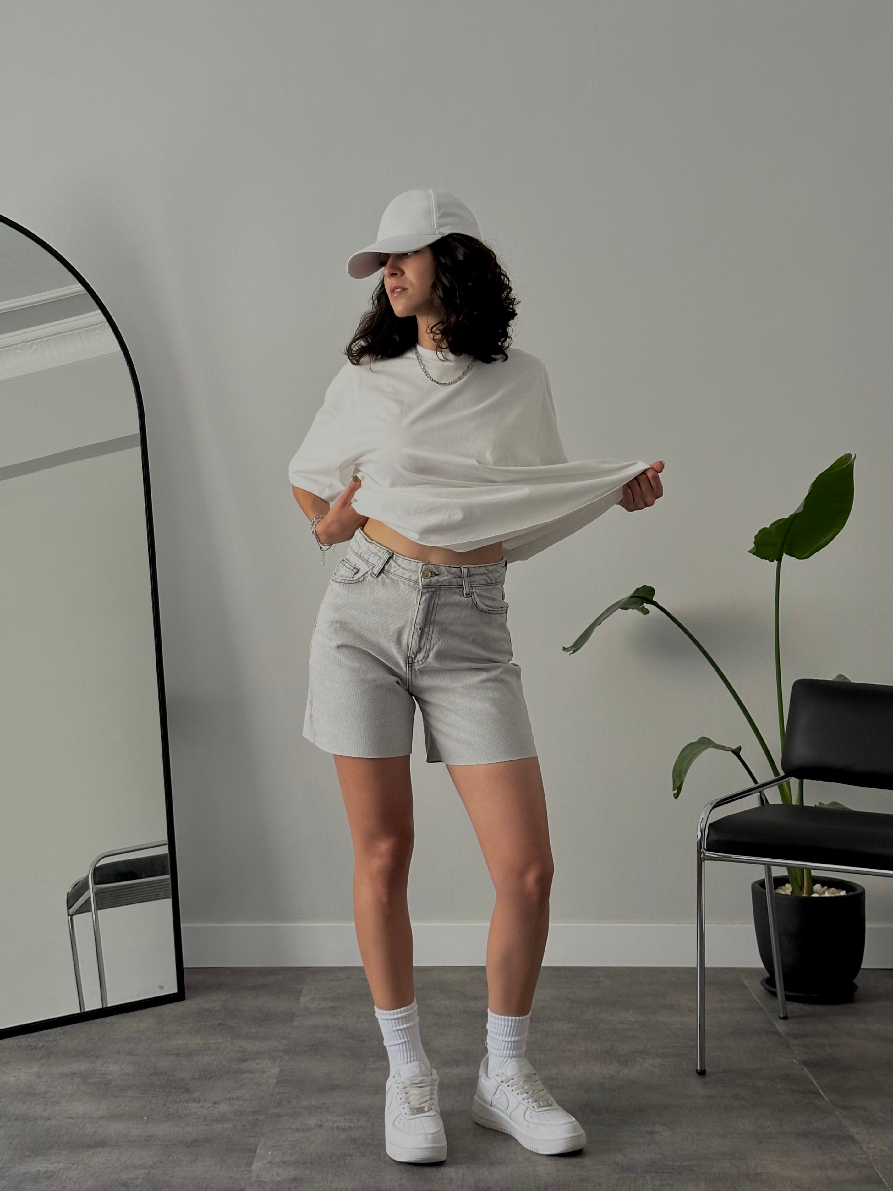Yüksek Bel Denim Şort - Yıkamalı Açık Gri Denim