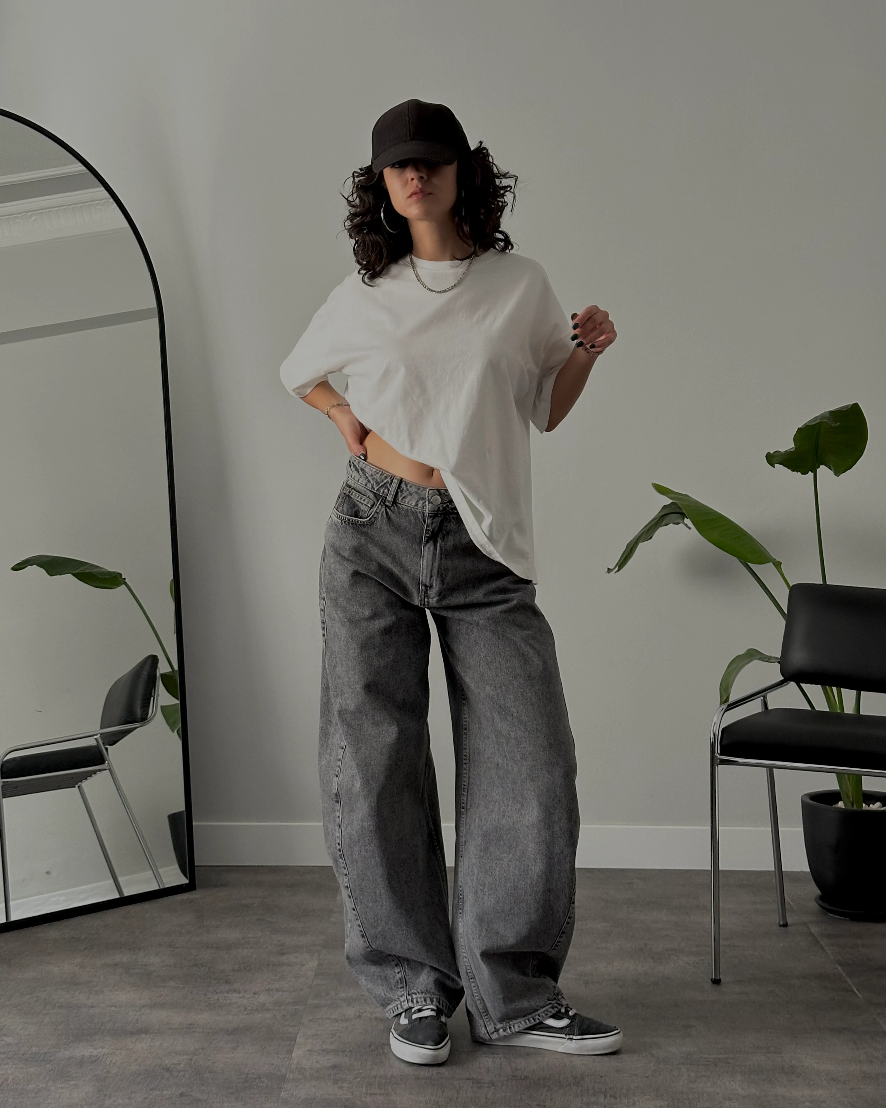 Orta Bel Gri Taş Yıkamalı Baggy Fit Jean