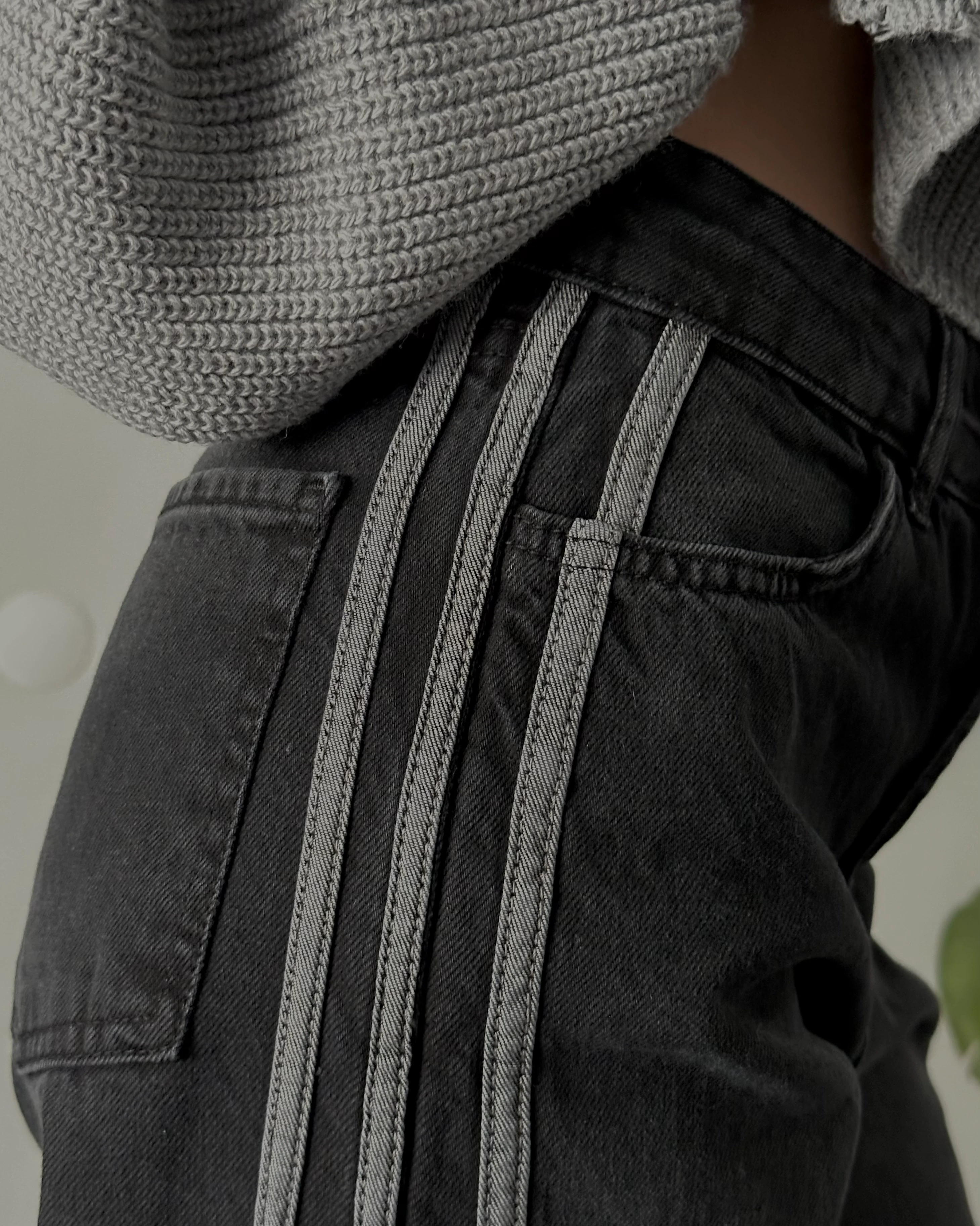 Yüksek Bel Siyah Şerit Detaylı Vintage Baggy Jean