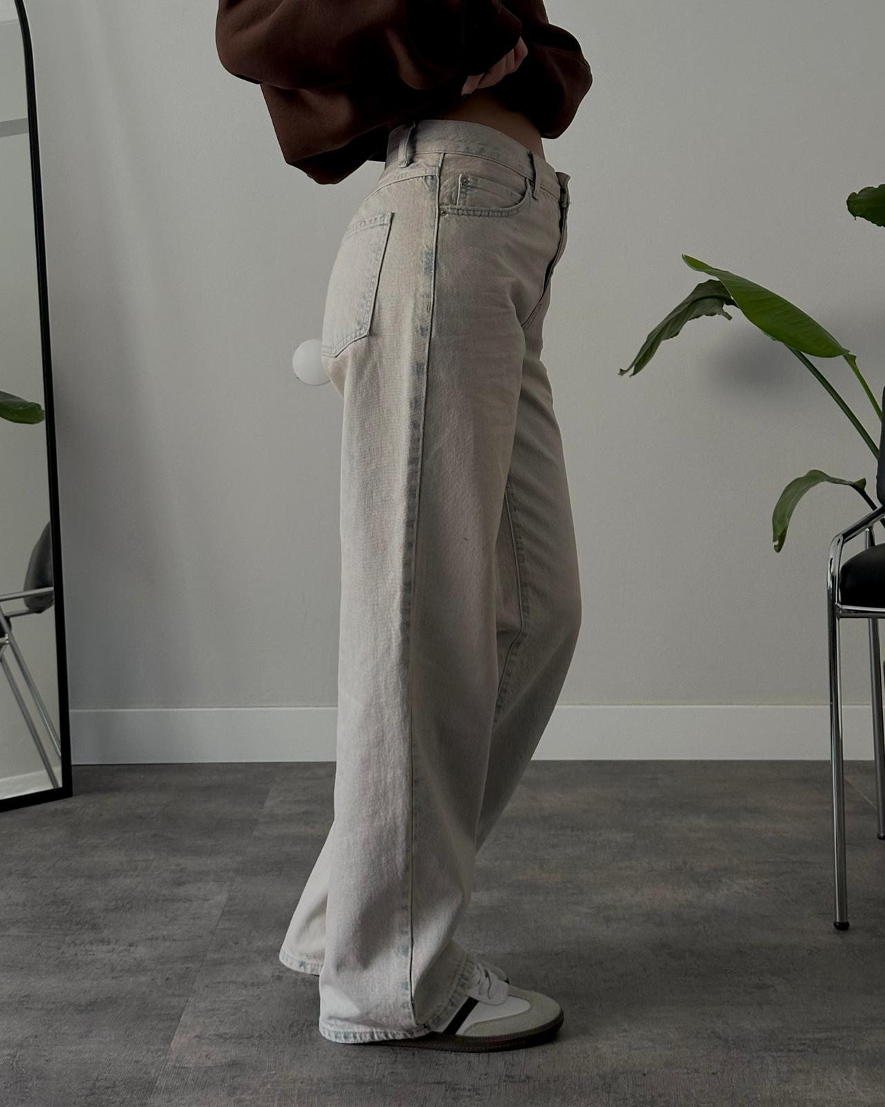 Yüksek Bel Vintage Yıkamalı Relaxed Jean