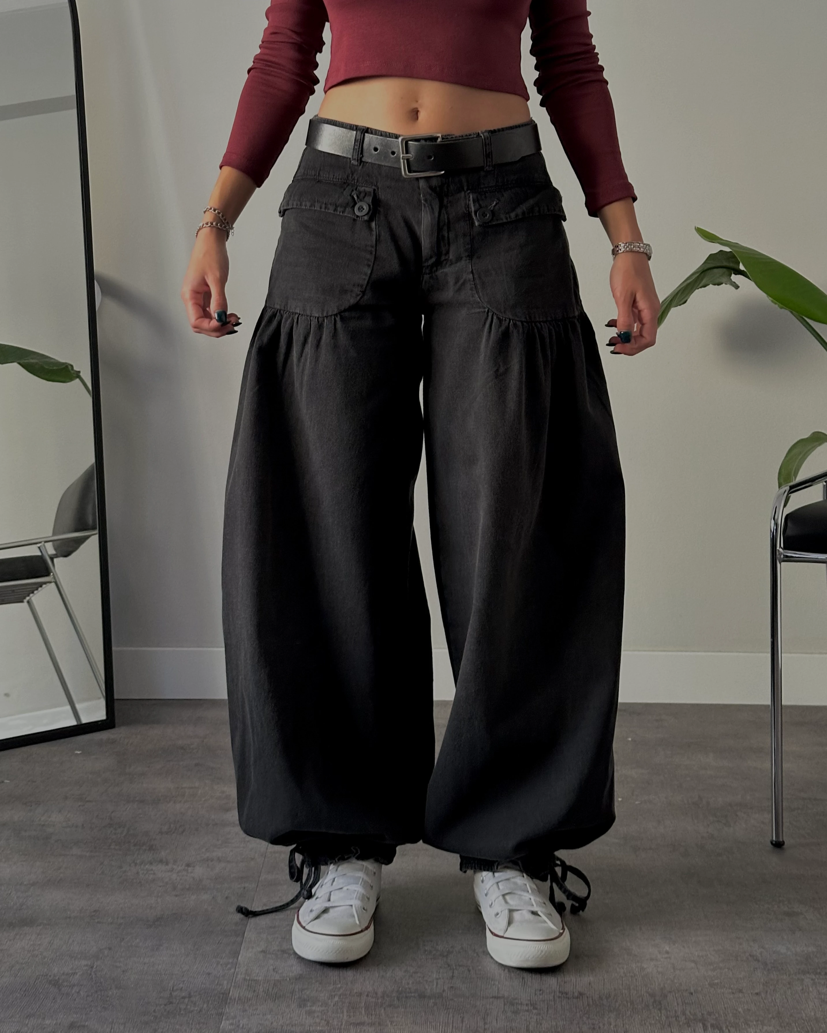 Orta Bel Büzgülü Paça Balloon Fit Jean