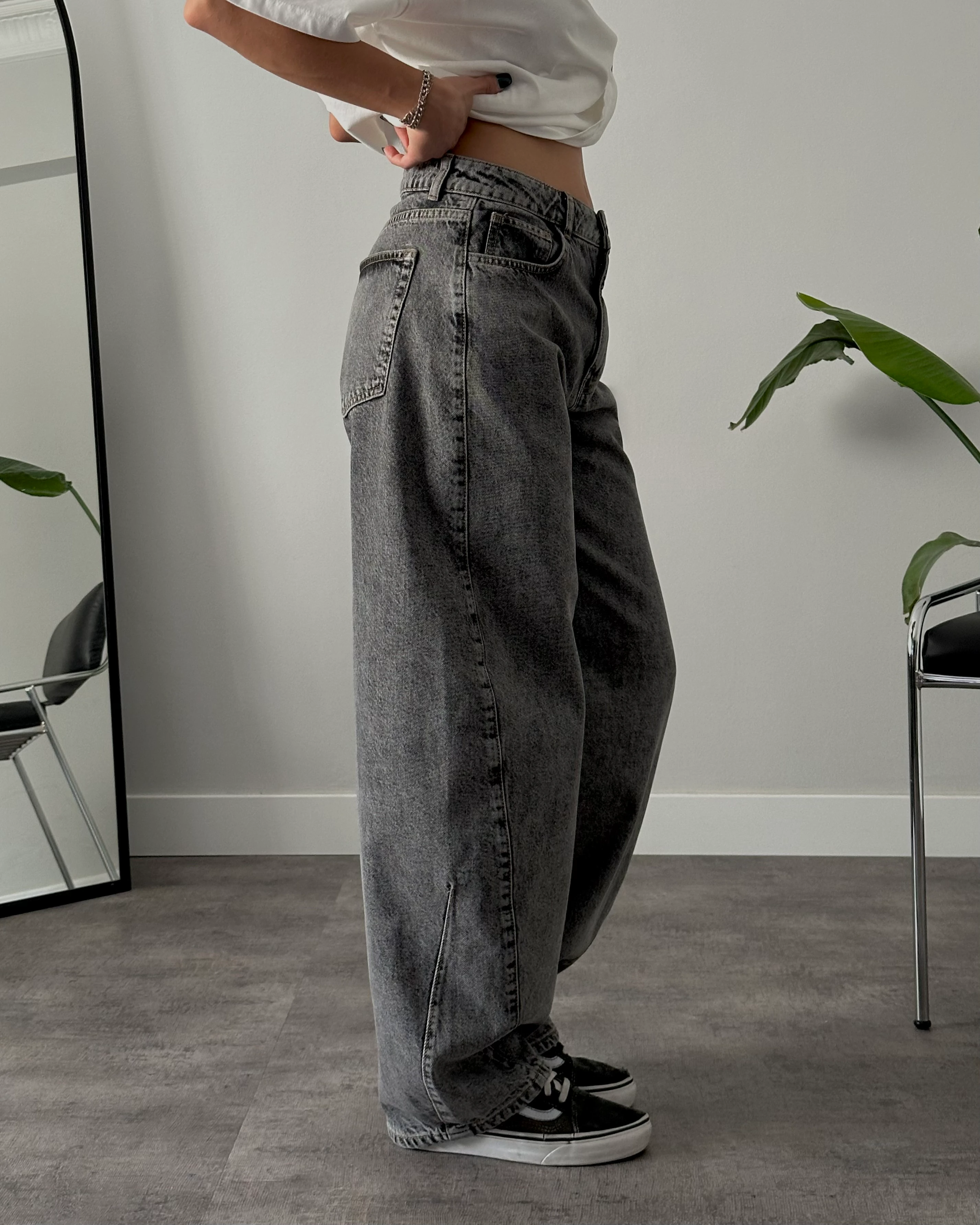 Orta Bel Gri Taş Yıkamalı Baggy Fit Jean