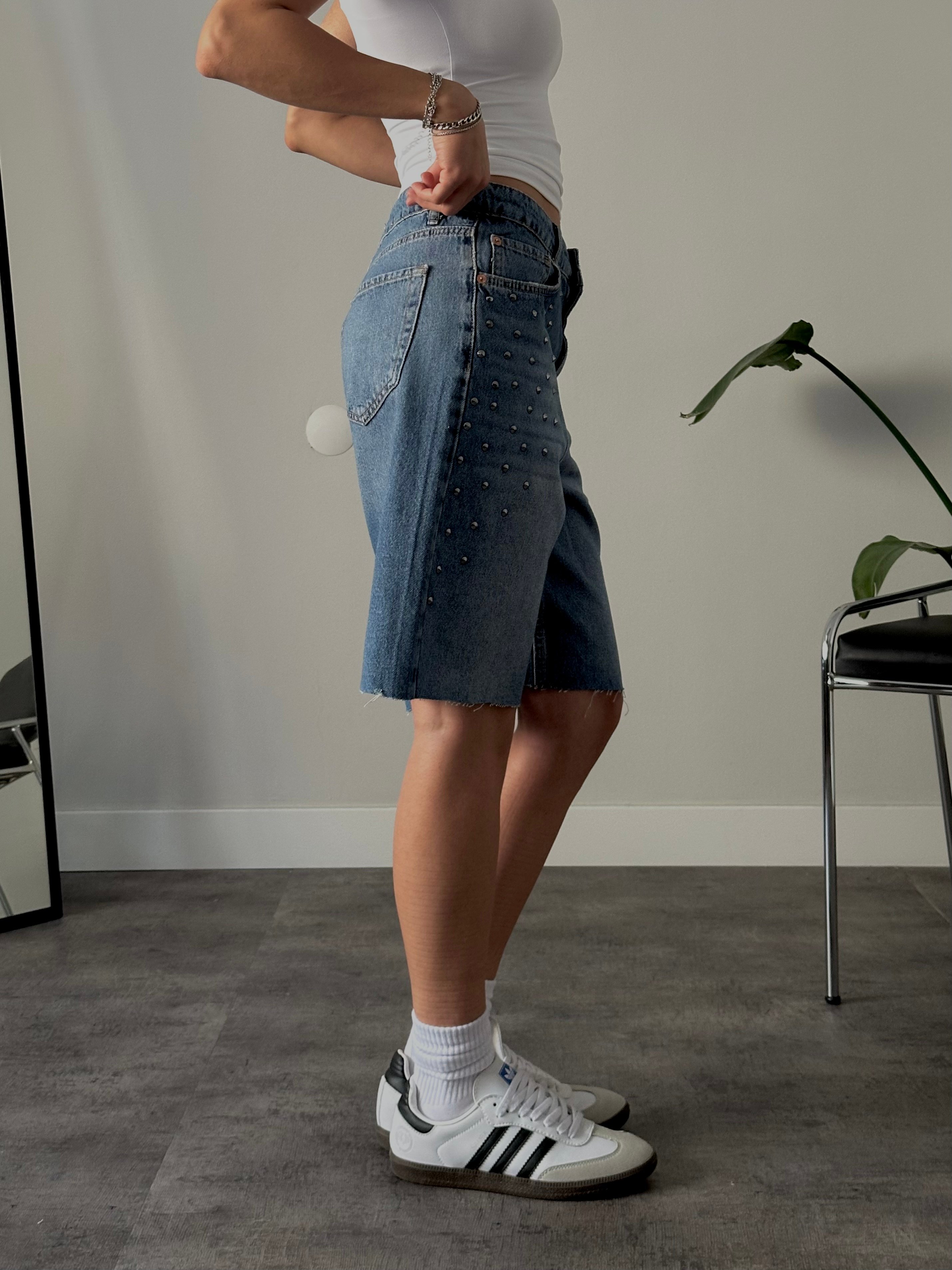 Zımba Detaylı Relaxed Fit Jort Denim Bermuda - Kesik Paça