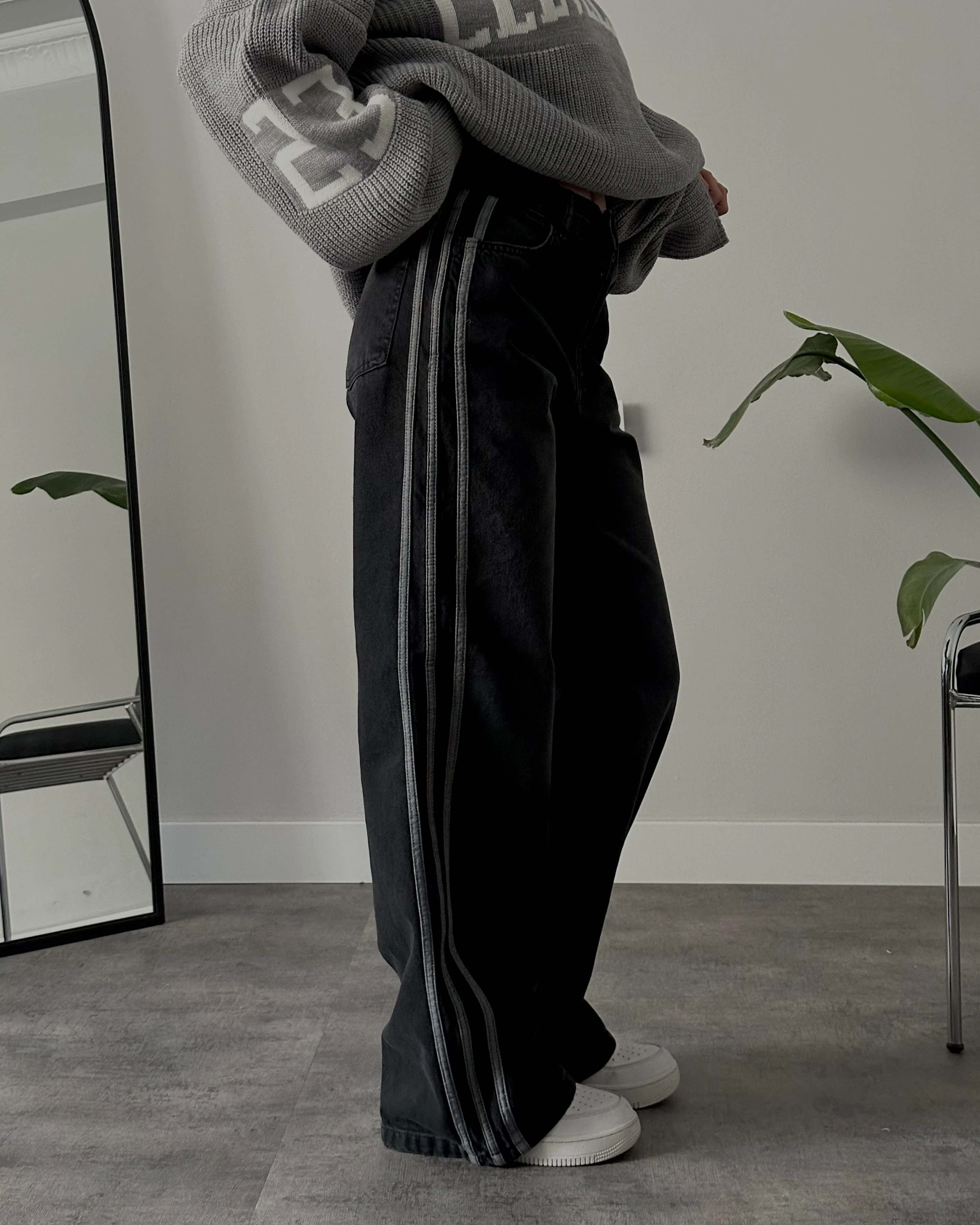 Yüksek Bel Siyah Şerit Detaylı Vintage Baggy Jean