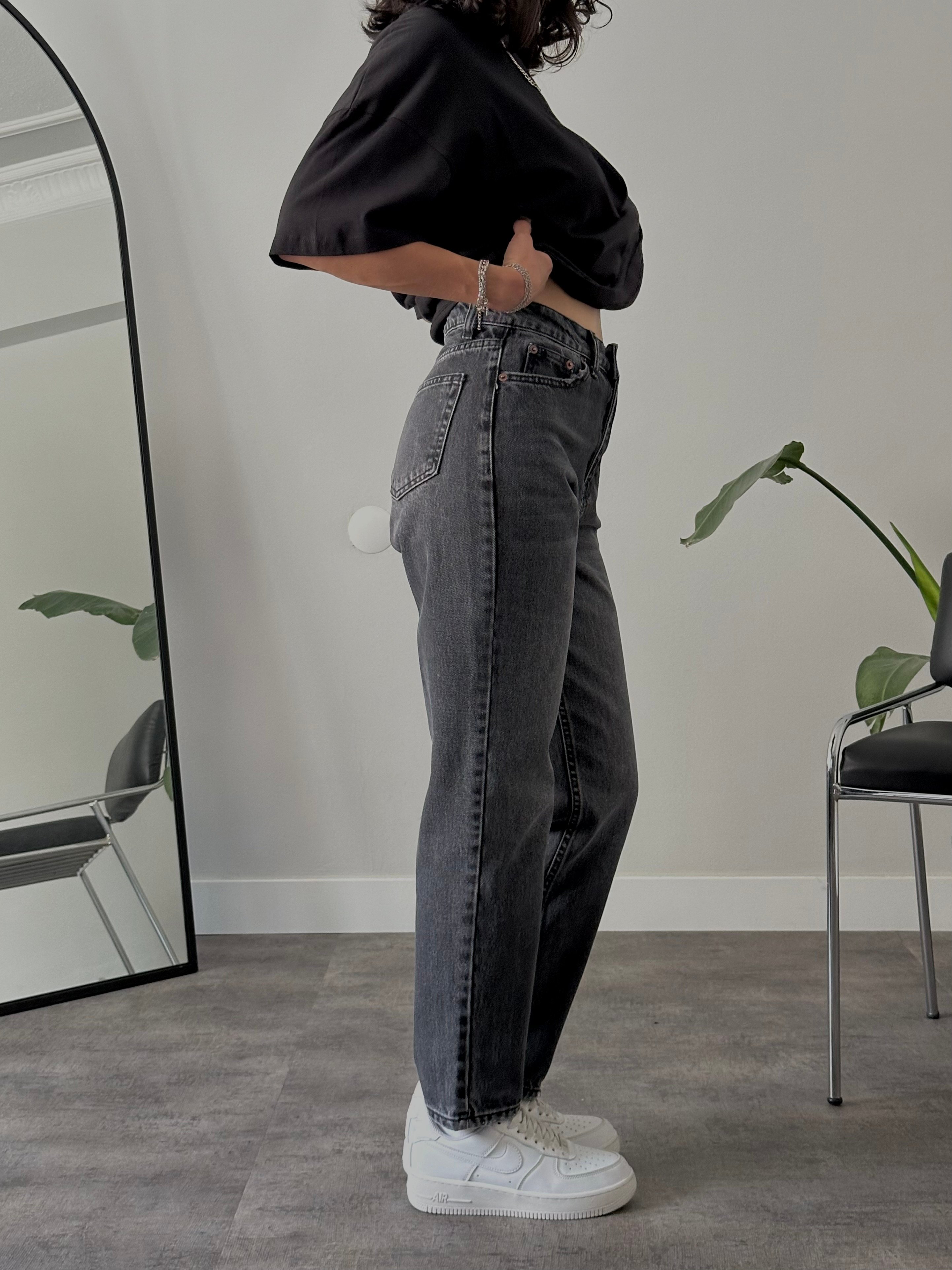 Yüksek Bel Yıkamalı Straight Jean