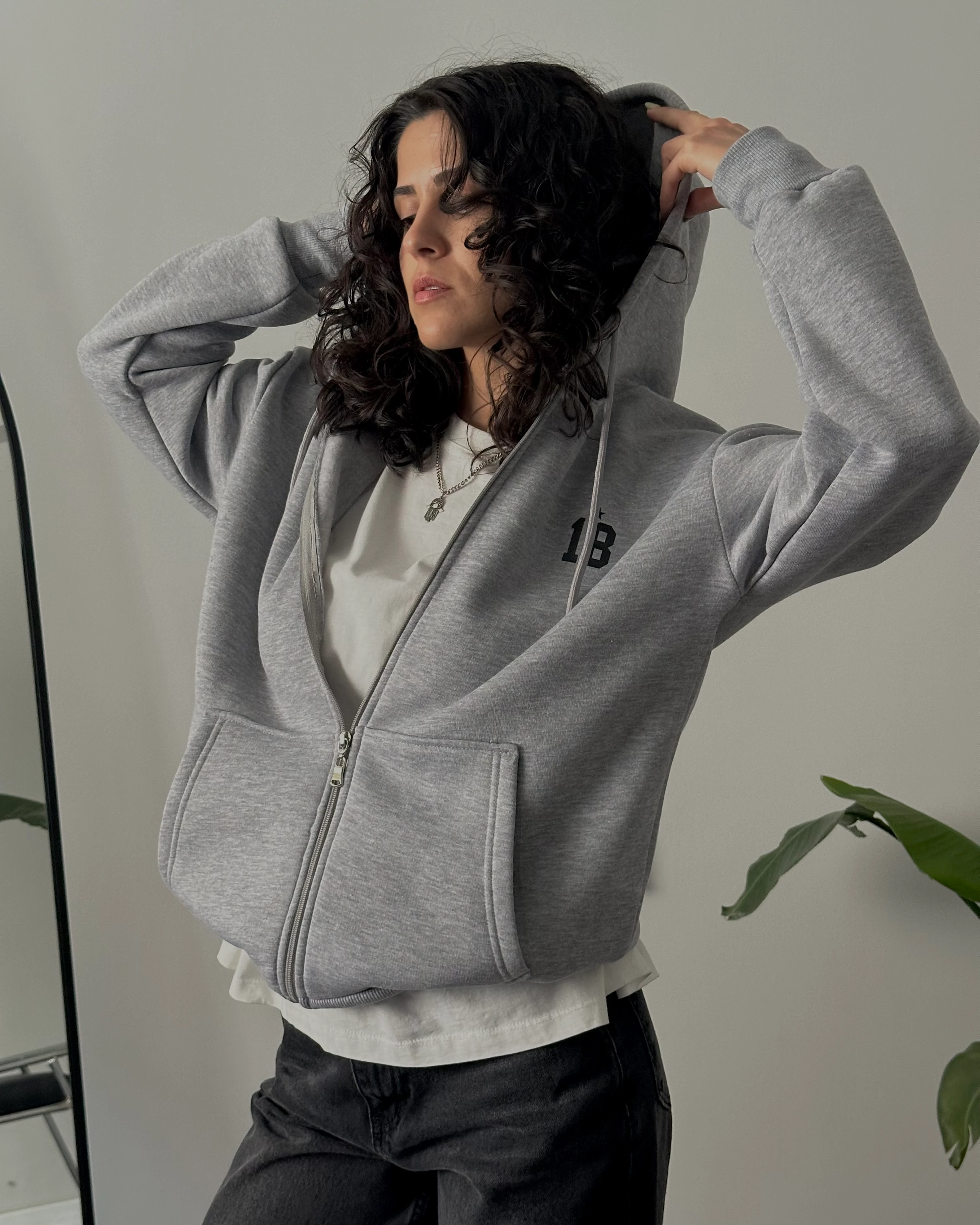 18 Baskılı Gri Oversize Kapüşonlu Fermuarlı Sweatshirt
