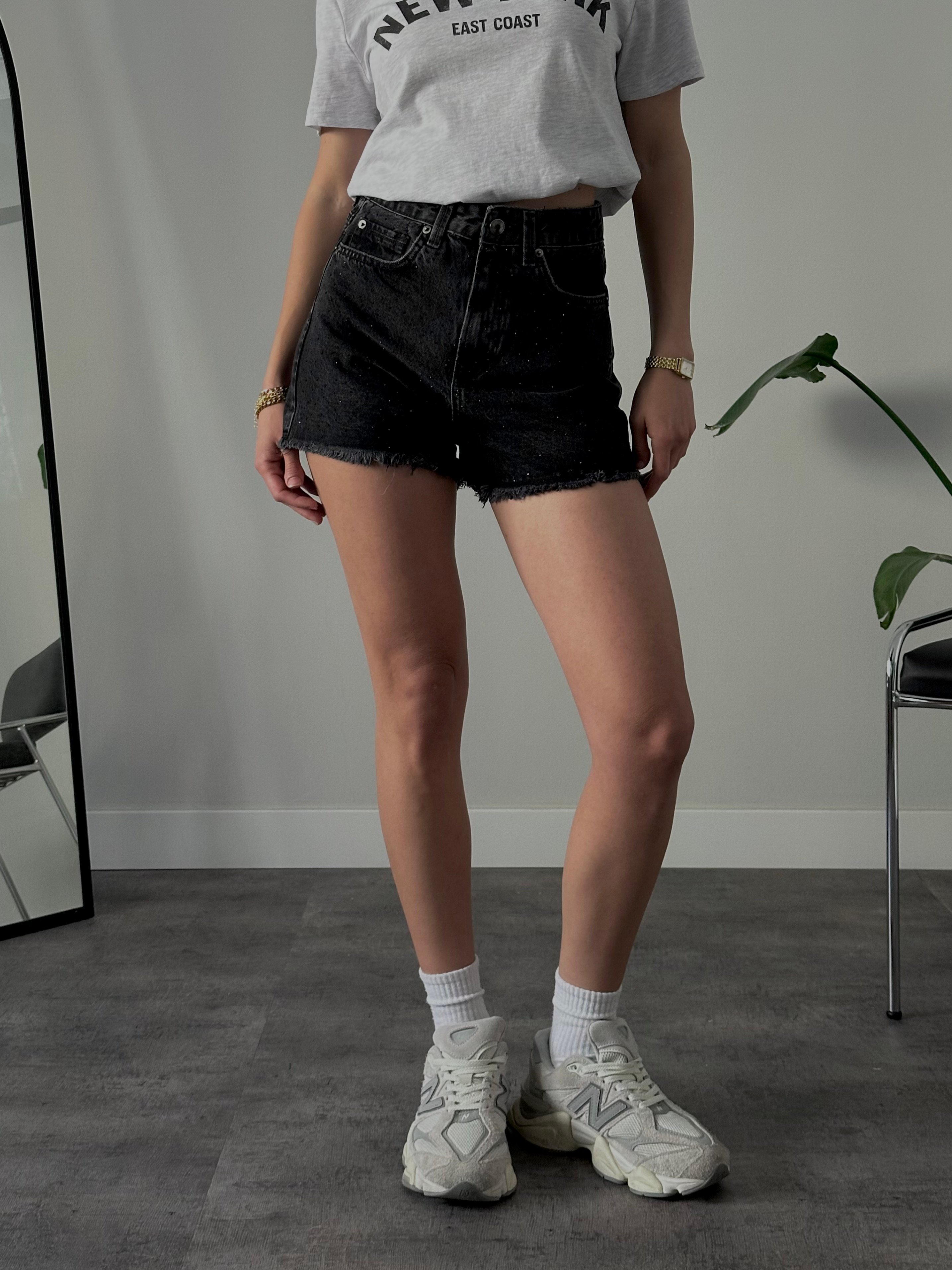 Yüksek Bel Taşlı Püsküllü Denim Şort - Siyah Denim