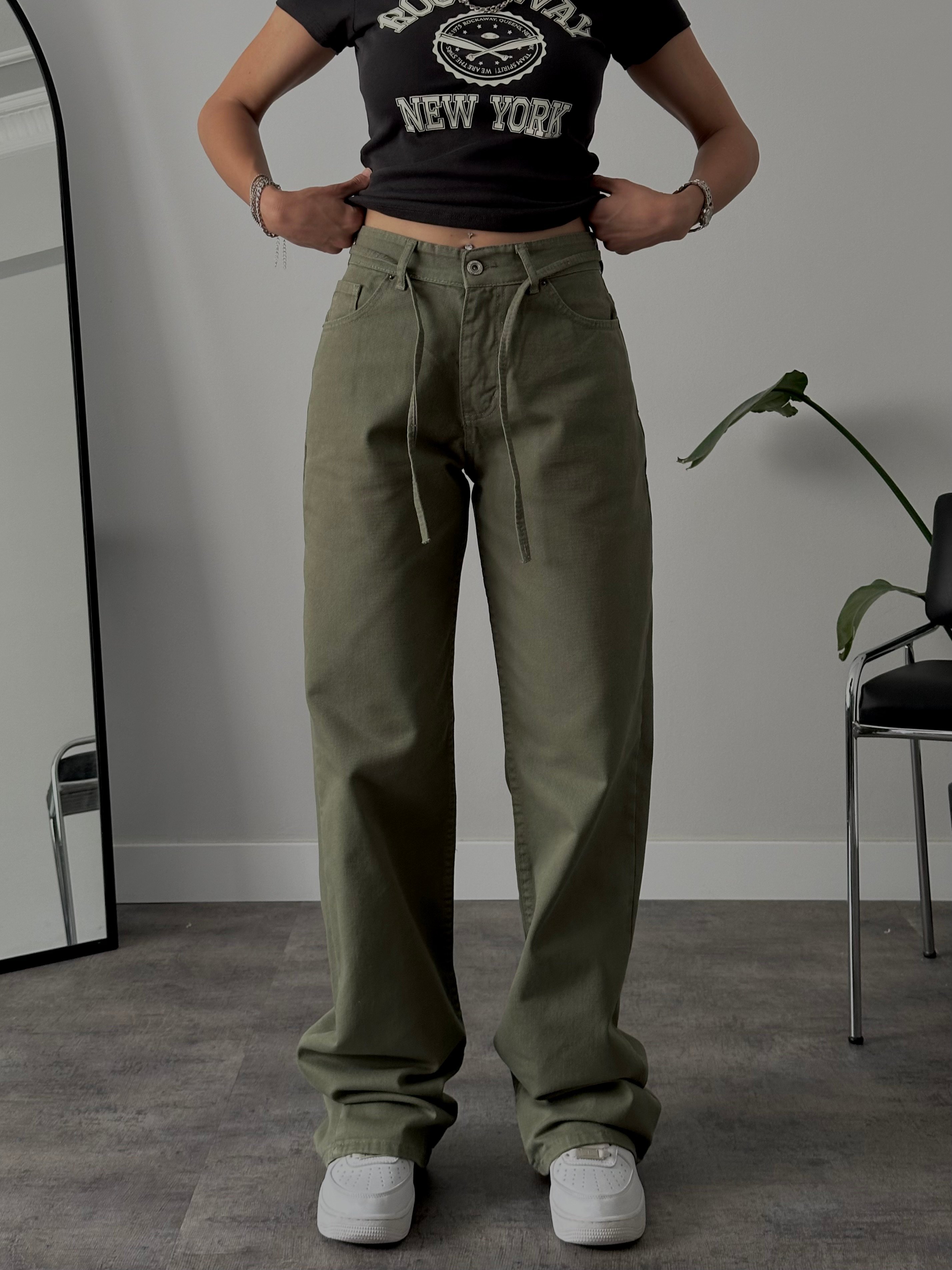Yüksek Bel Lastikli Bağcıklı Mom Jean