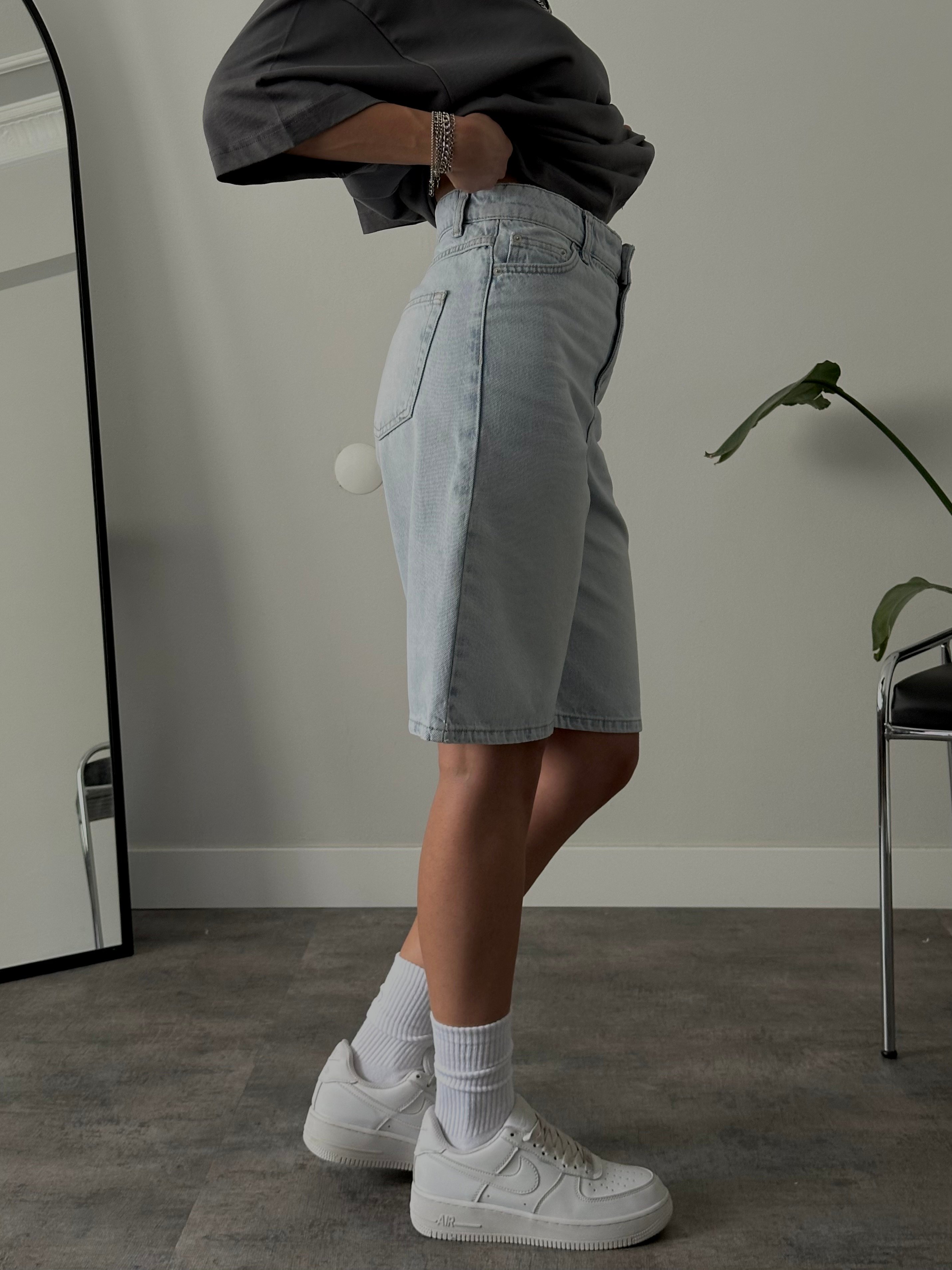 Yüksek Bel Sky Blue Straight Denim Şort