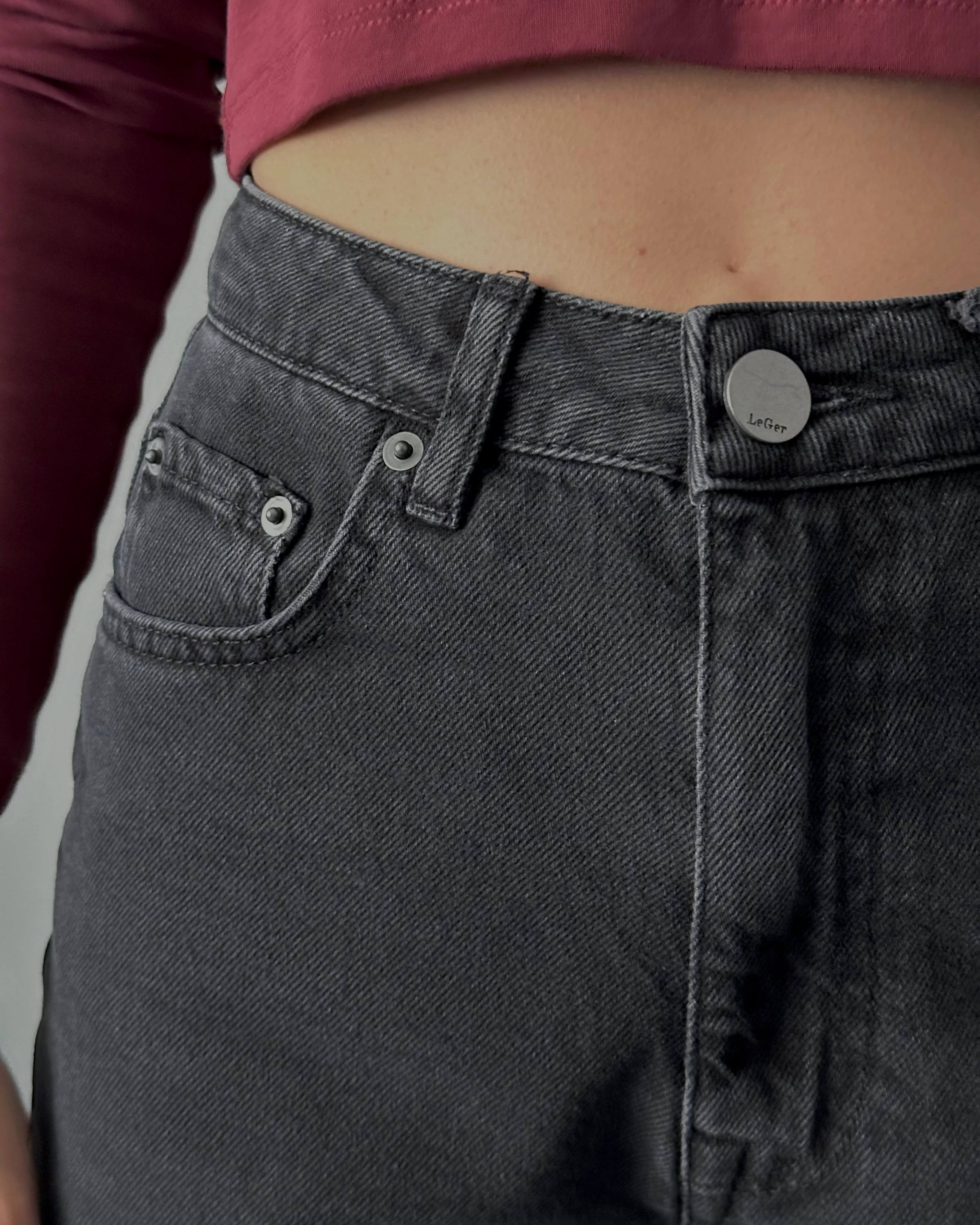 Yüksek Bel Hafif Yıkamalı Siyah Baggy Jean