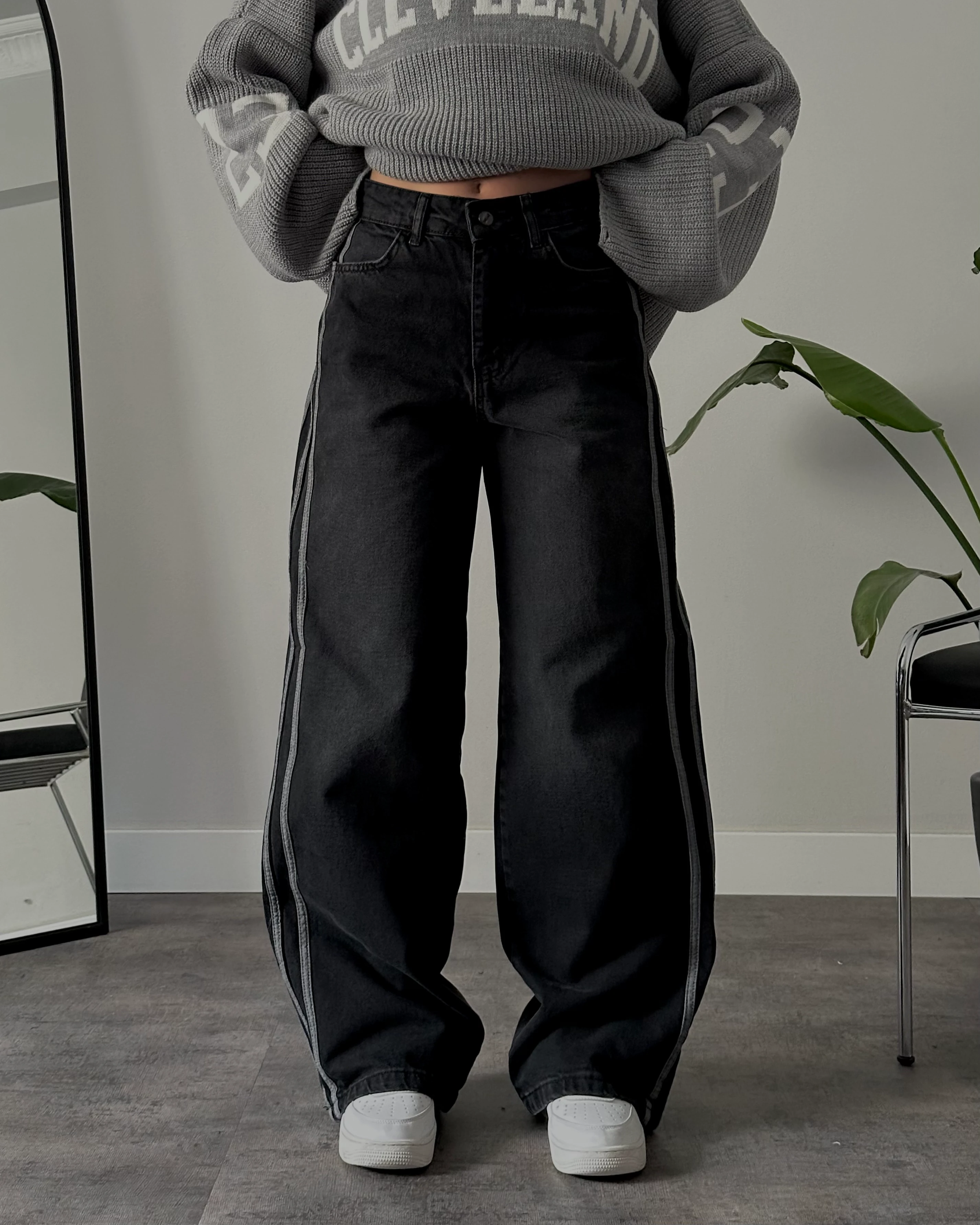 Yüksek Bel Siyah Şerit Detaylı Vintage Baggy Jean