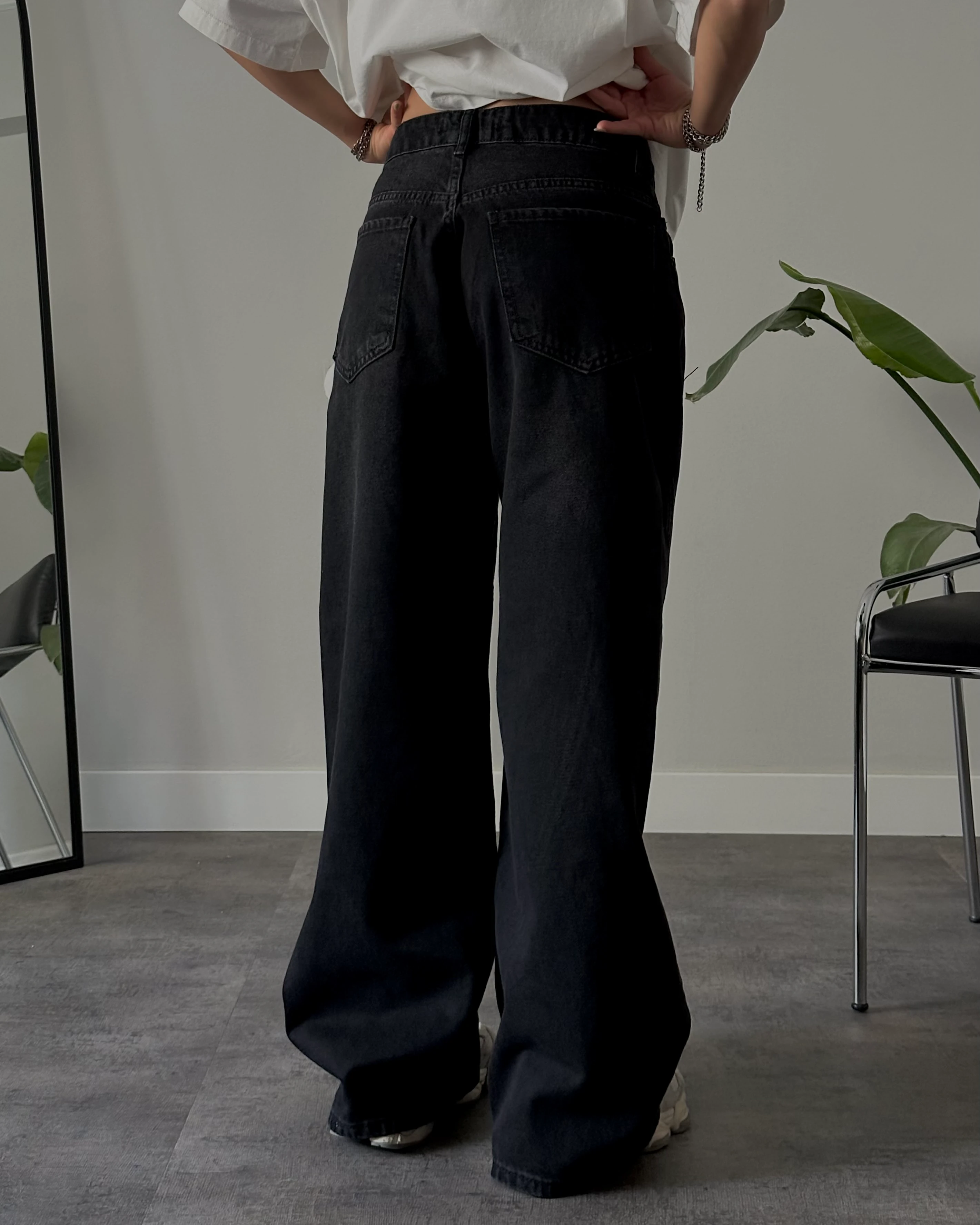 Yüksek Bel Siyah Kavis Dikişli Retro Baggy Jean