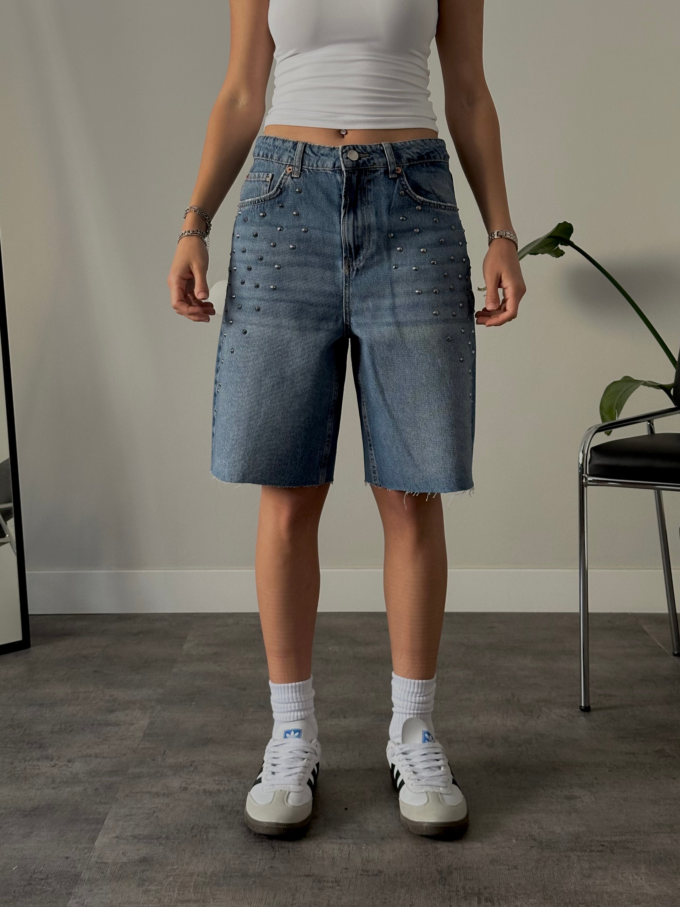 Zımba Detaylı Relaxed Fit Jort Denim Bermuda - Kesik Paça