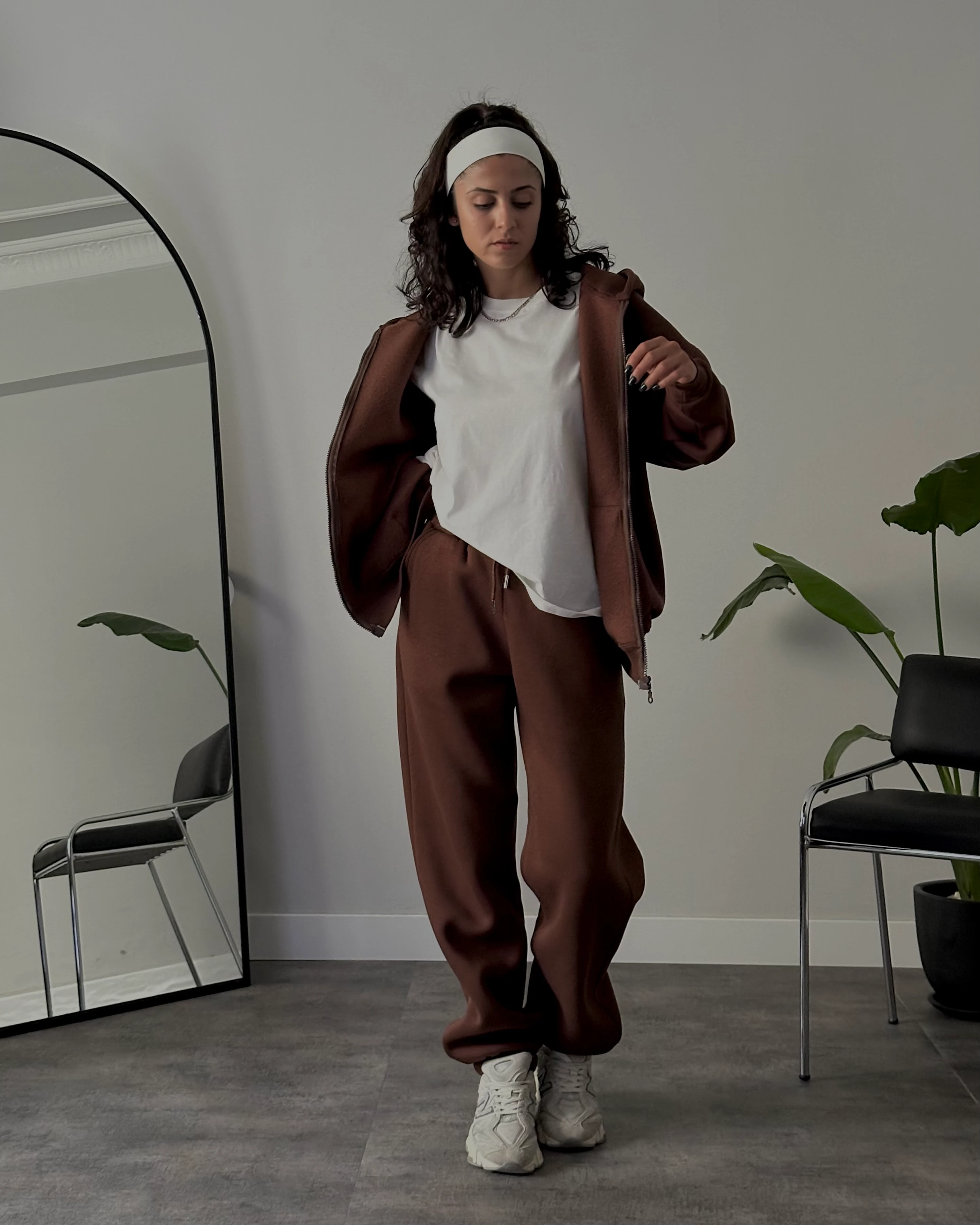 Rahat Kalıp Üç İplik Şardonlu Jogger Eşofman - Kahverengi