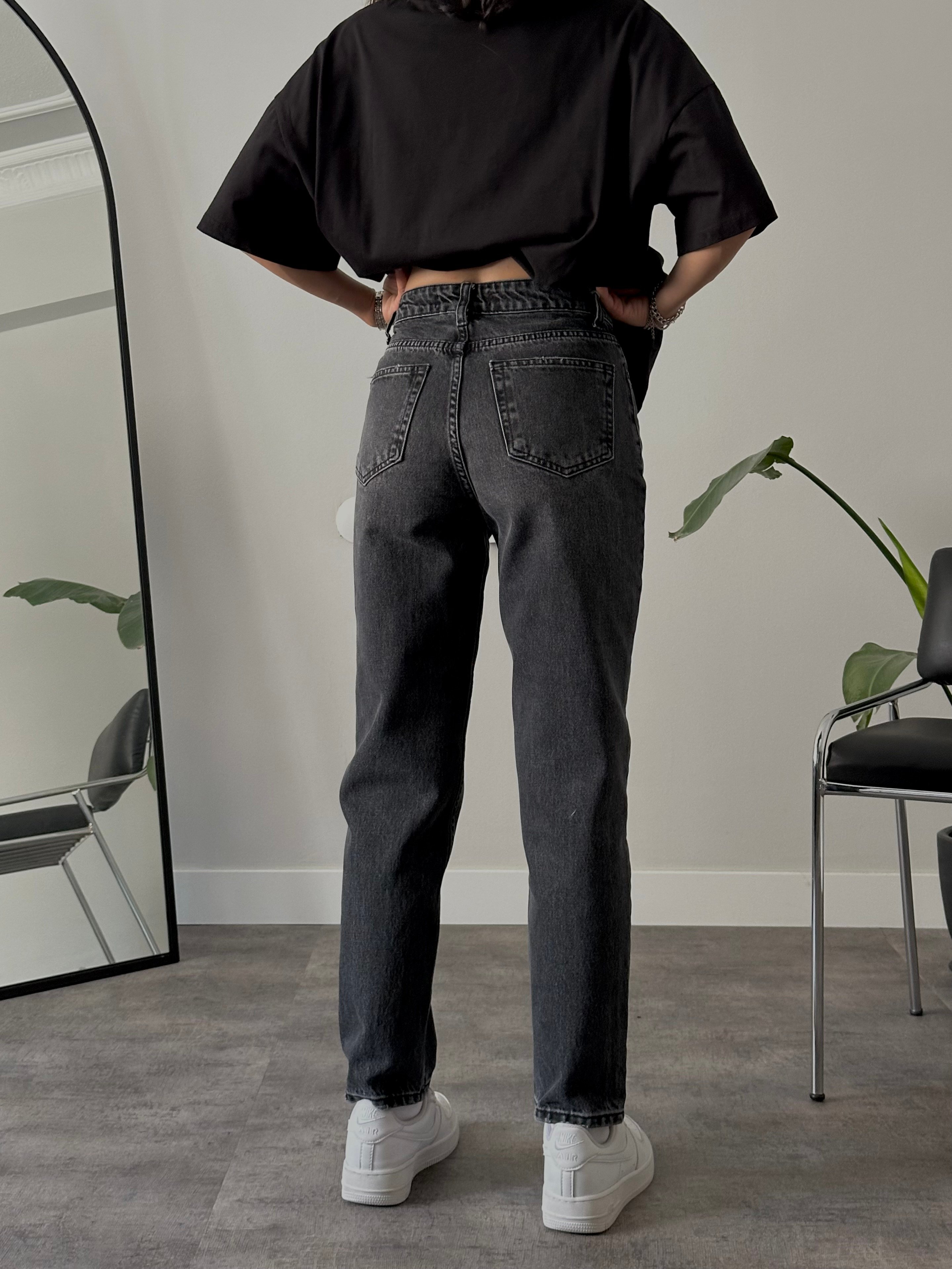 Yüksek Bel Yıkamalı Straight Jean