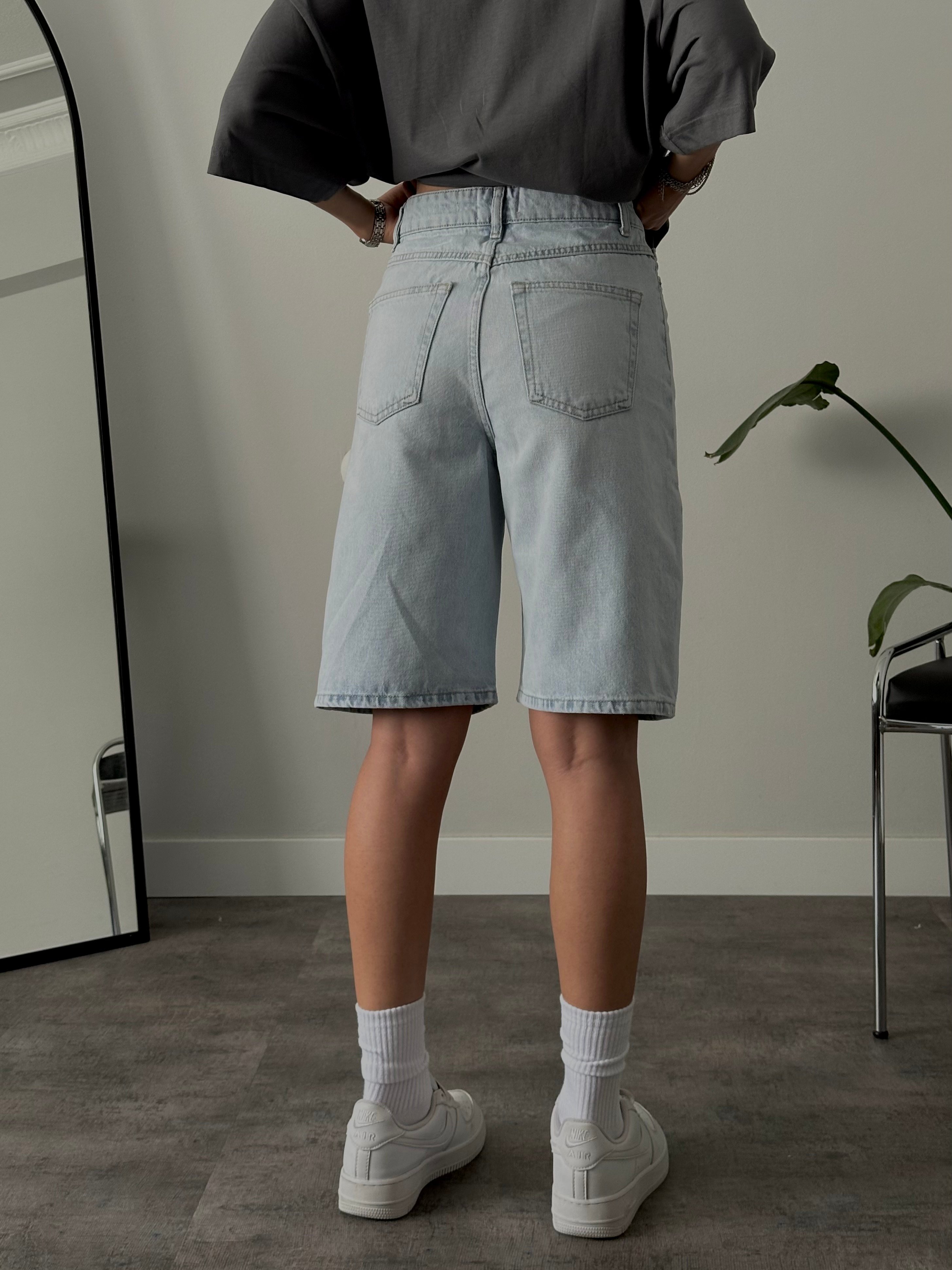 Yüksek Bel Sky Blue Straight Denim Şort