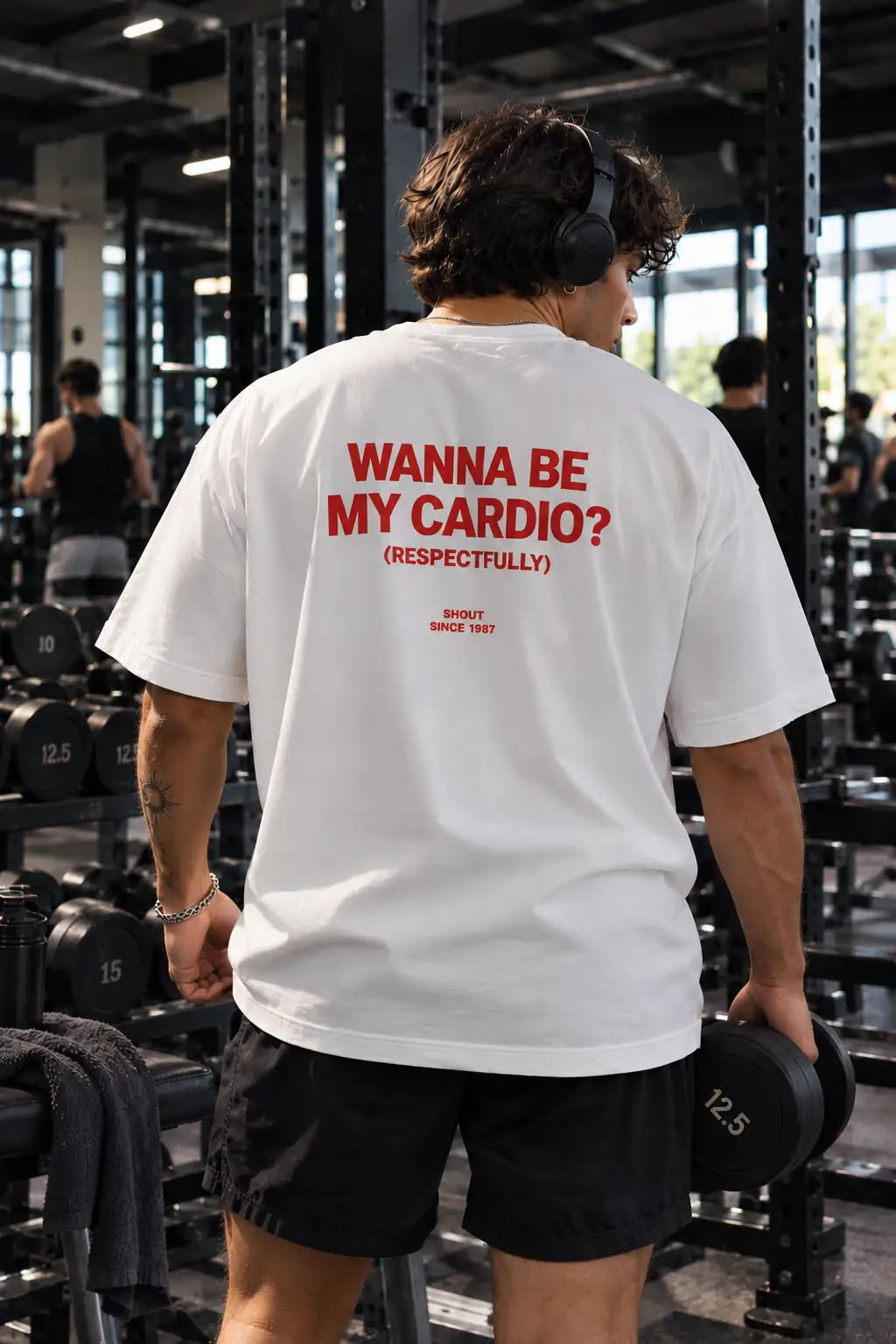 SHOUT Wanna Be My Cardio unisex oversize tişört