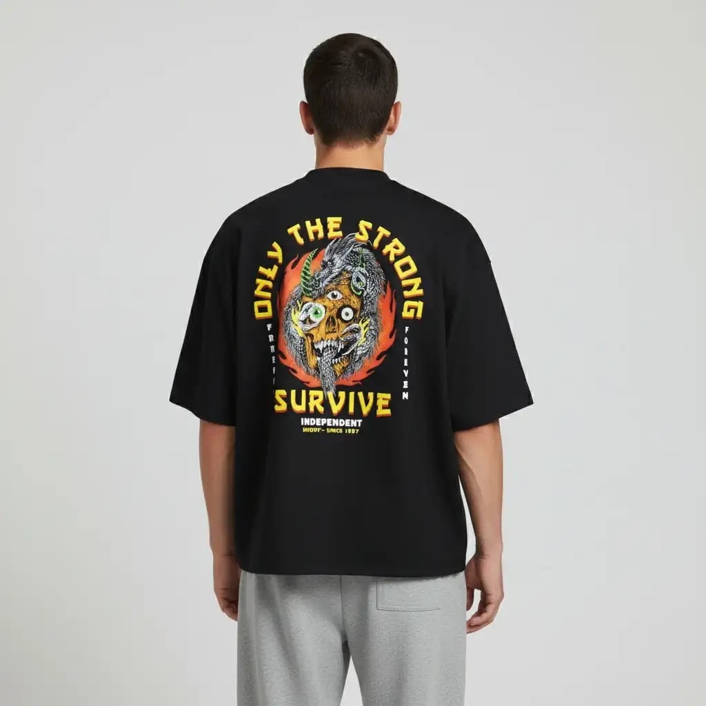 Oversize Shout Only The Strong Survive Unisex Boxy Fit T-Shirt