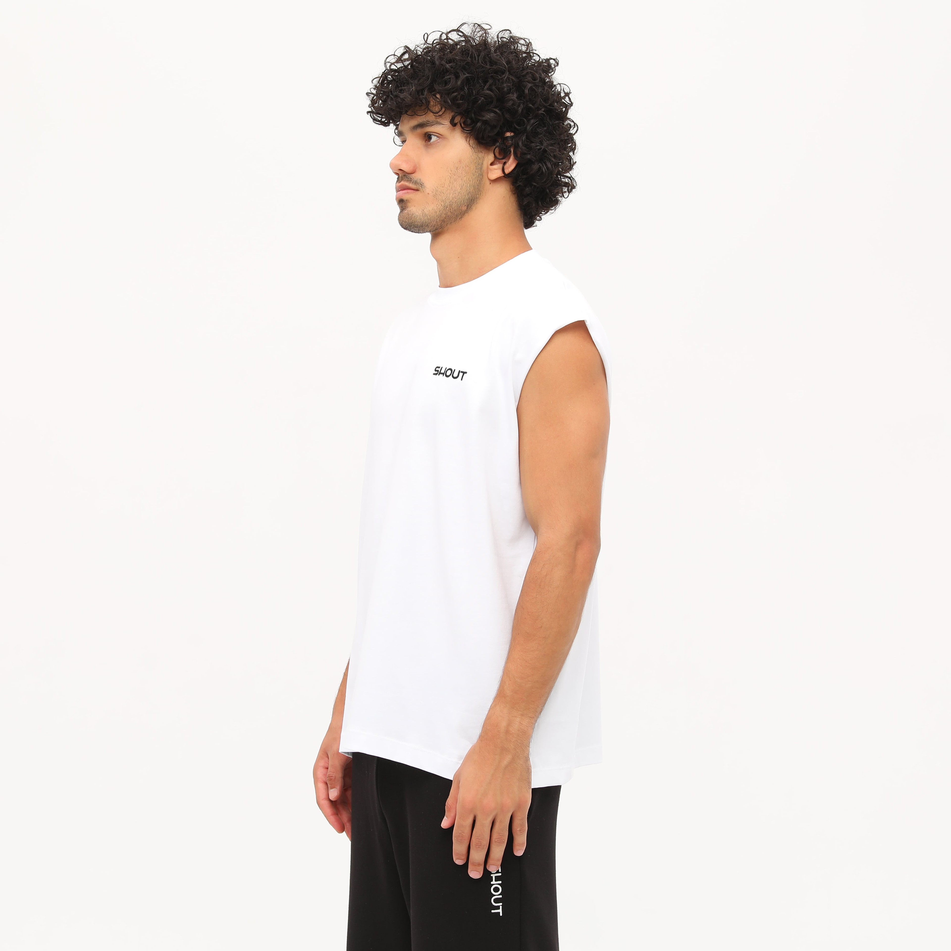 Shout Oversize Embroidery Logo Basic Sleeveless T-Shirt