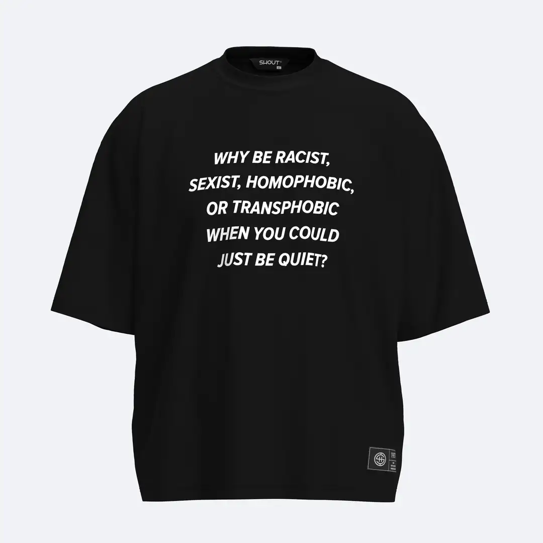 SHOUT Equality Message Boxy Fit Tişört unisex ürün görseli – Boxy Fit kalıp örneği