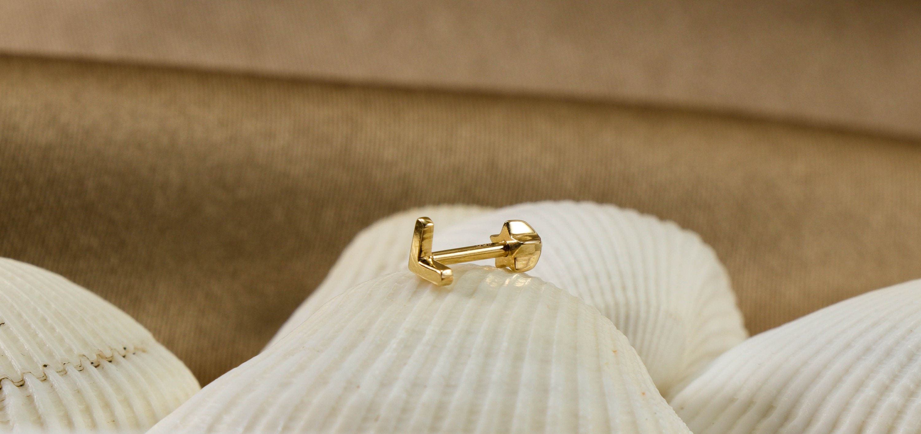 14K Solid Gold Chevron Piercing,Minimalist Tragus Piercing, Gold Stud Piercing, Style Stud Earing, Hallowwen gifts