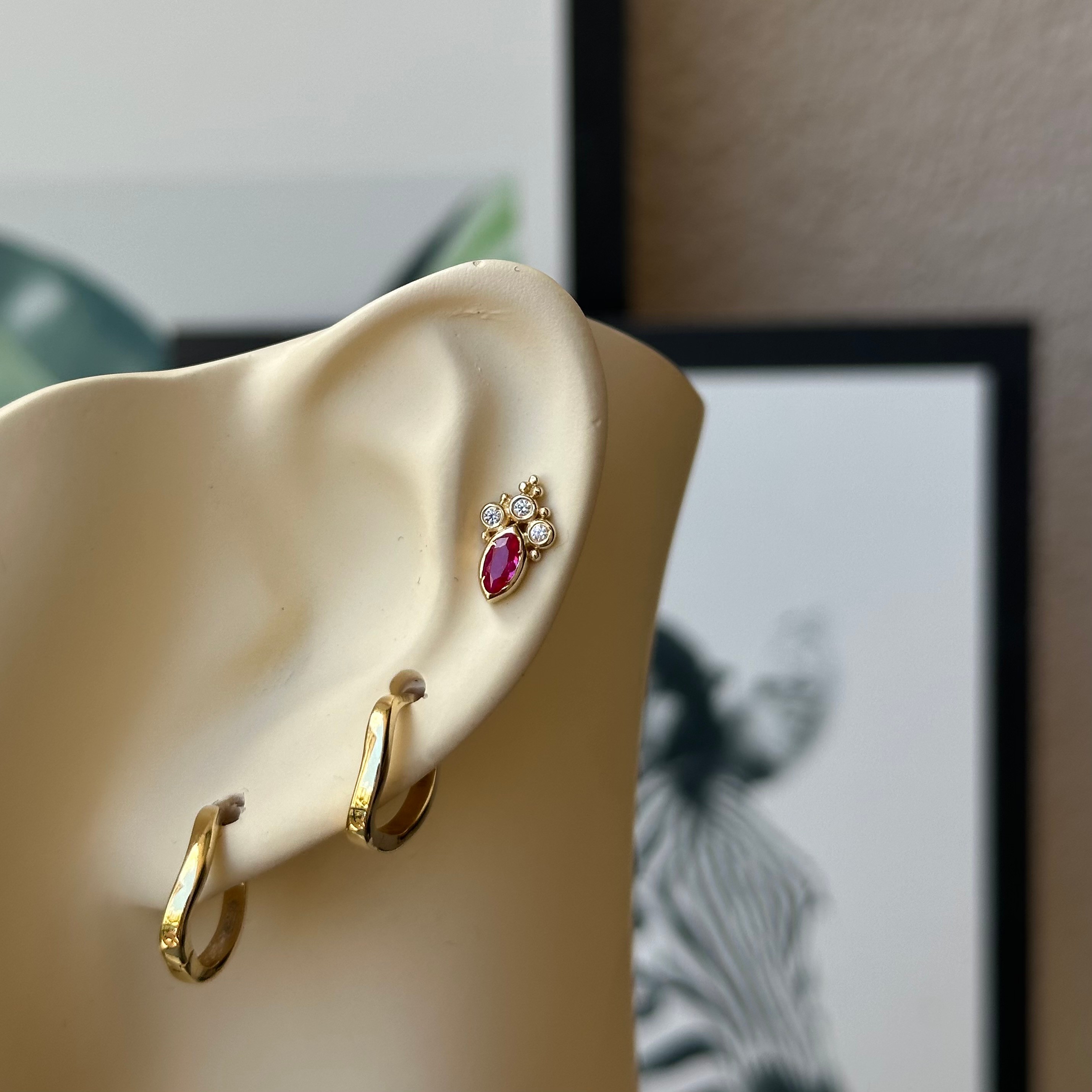 14K Gold Pink Stone