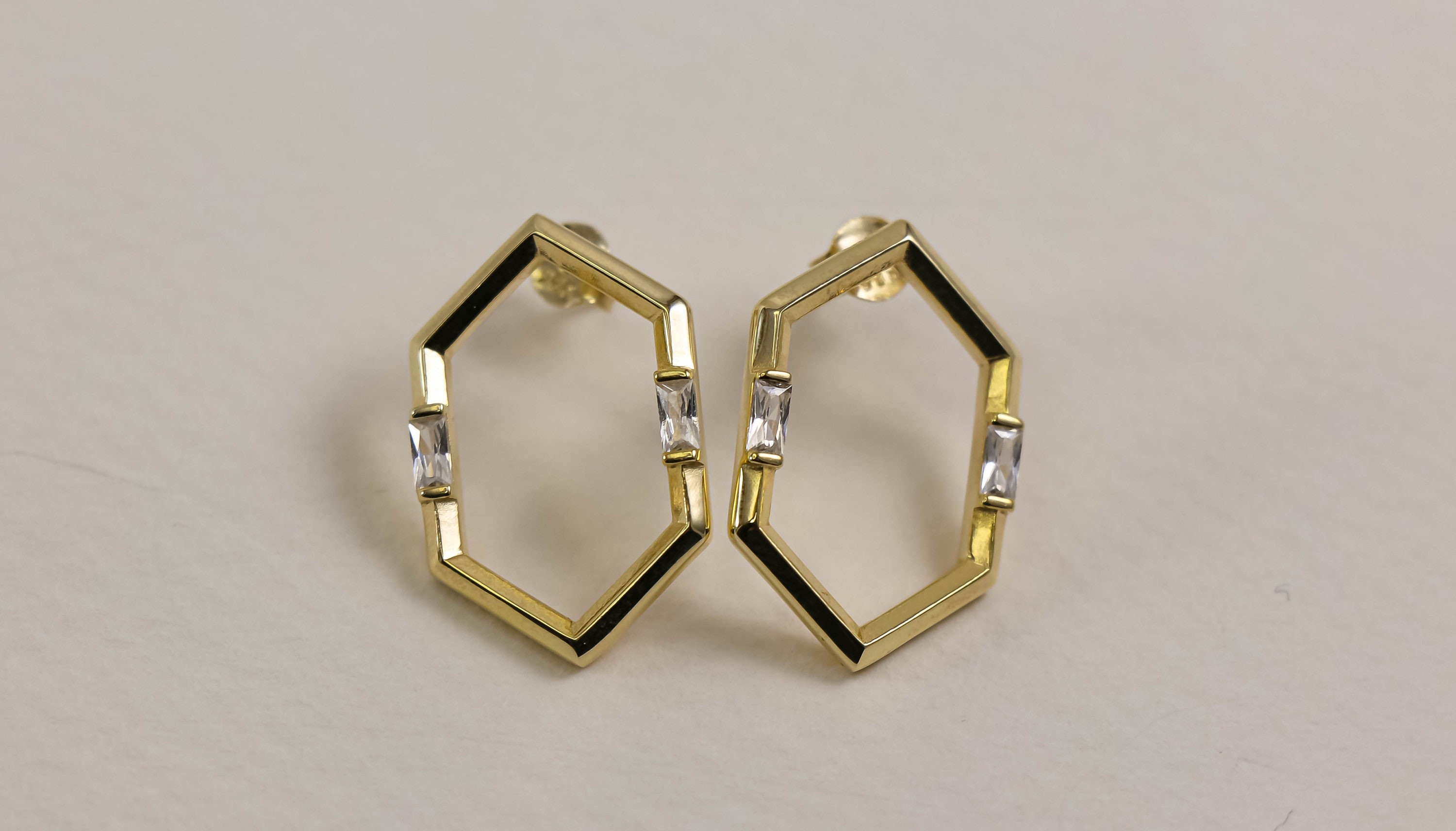 HEXAGON ZIRCON Ear STUDS | 925 Silver | 14K Gold Plated | Geometric Earring | Hoop Huggie Earring | Silver Jewelry|Charm Silver|Freeshipping